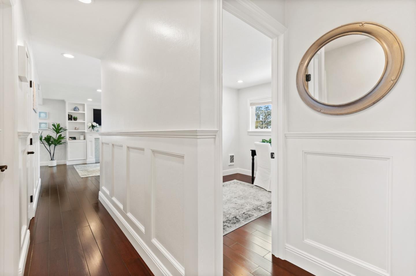 330 Avenue Portola