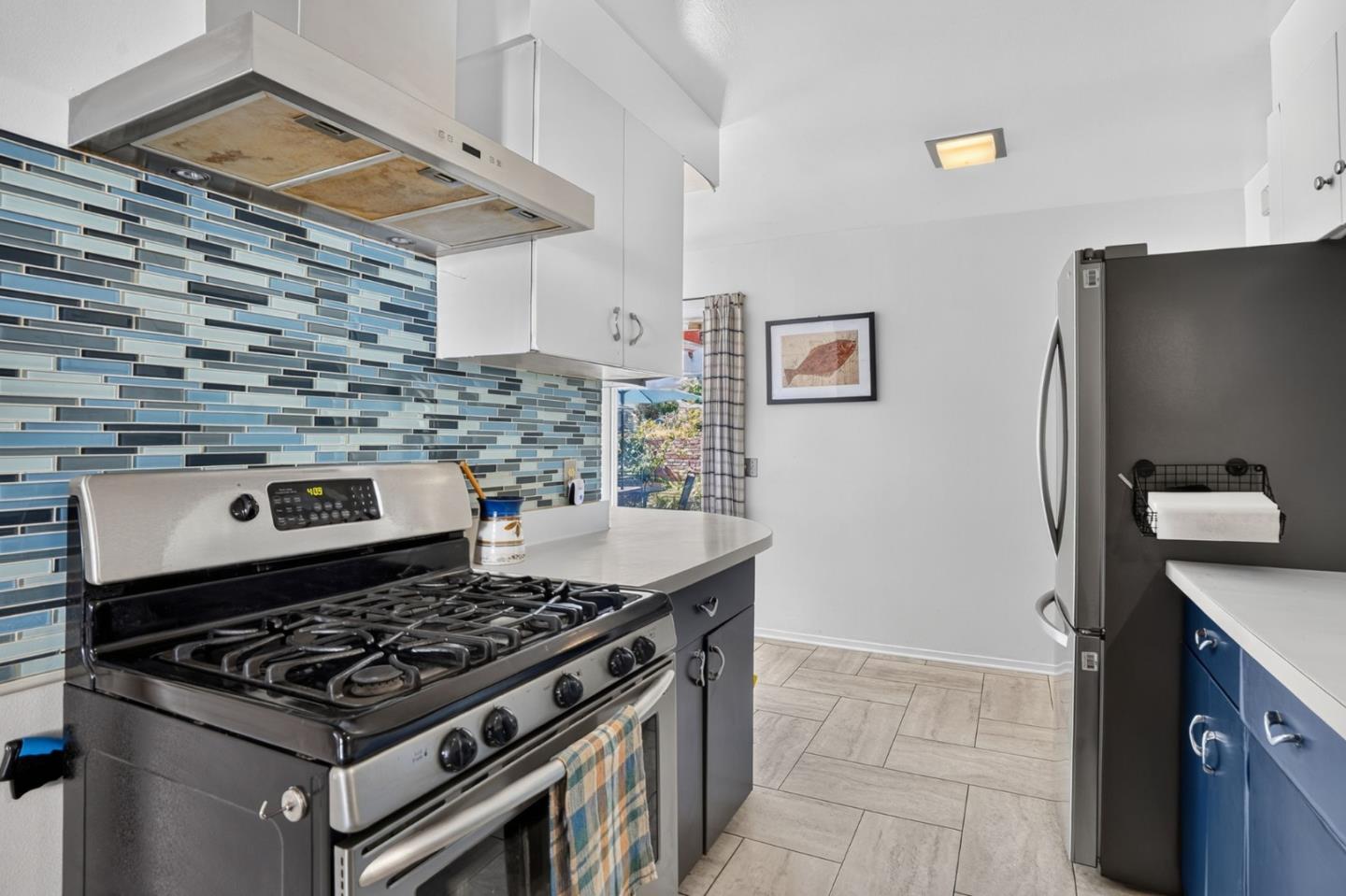 1412 Lassen Street