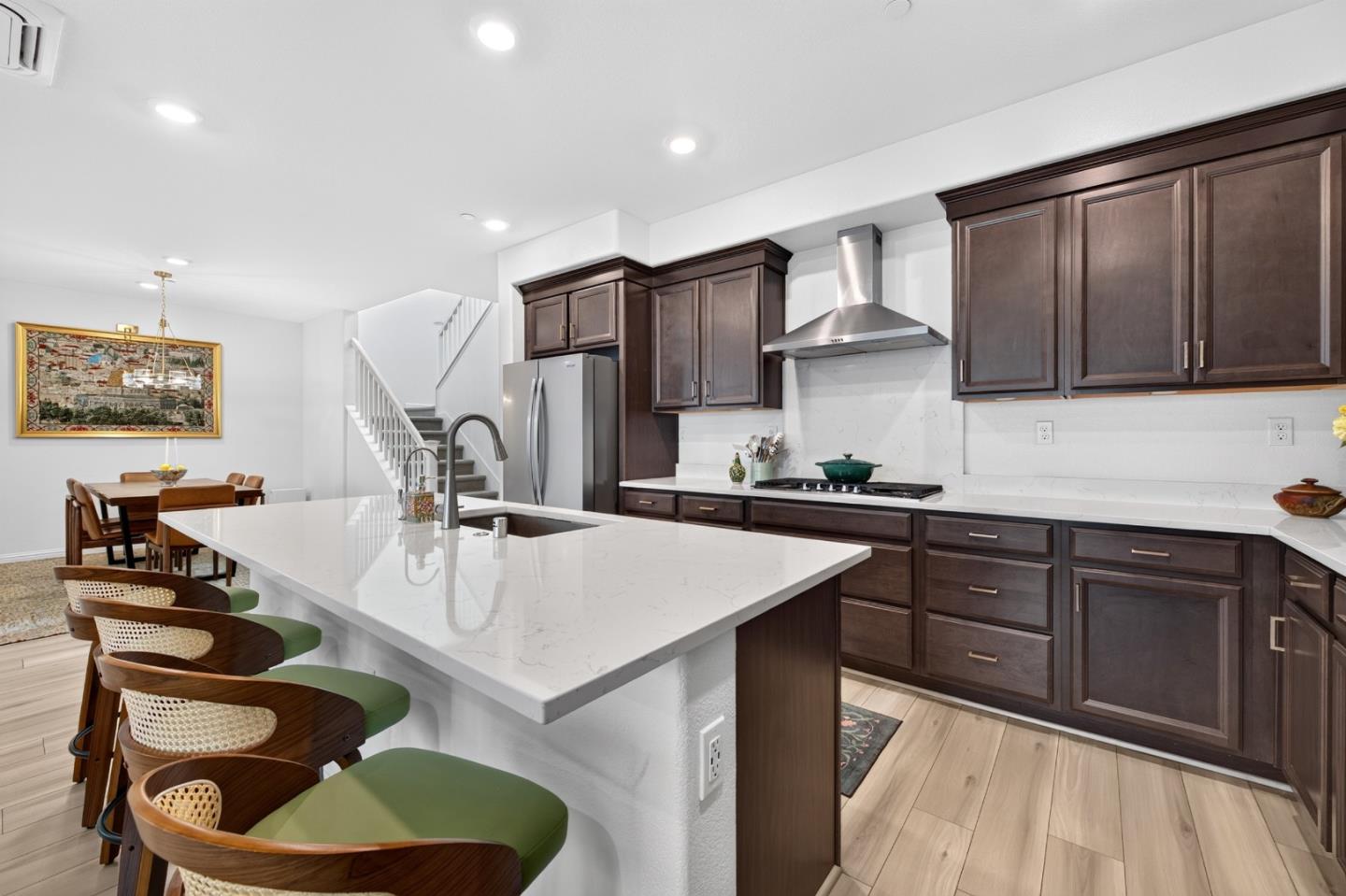 6810 Chroma Court