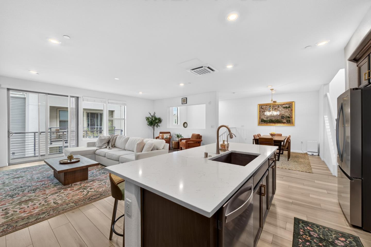 6810 Chroma Court