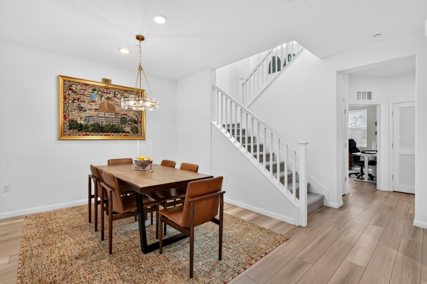6810 Chroma Court