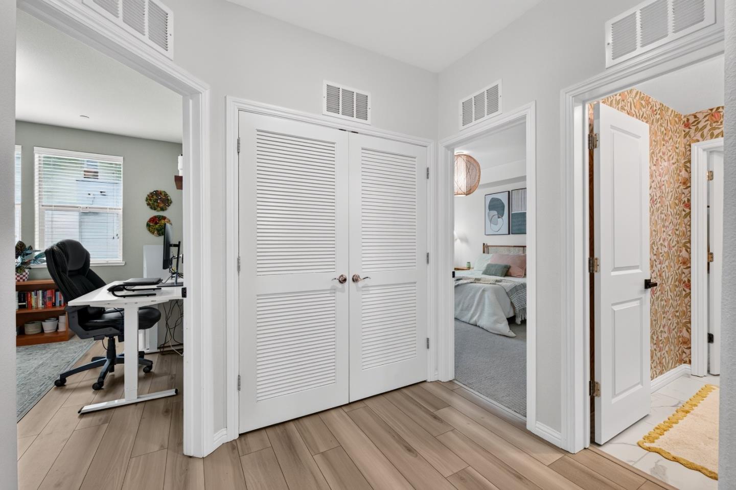 6810 Chroma Court