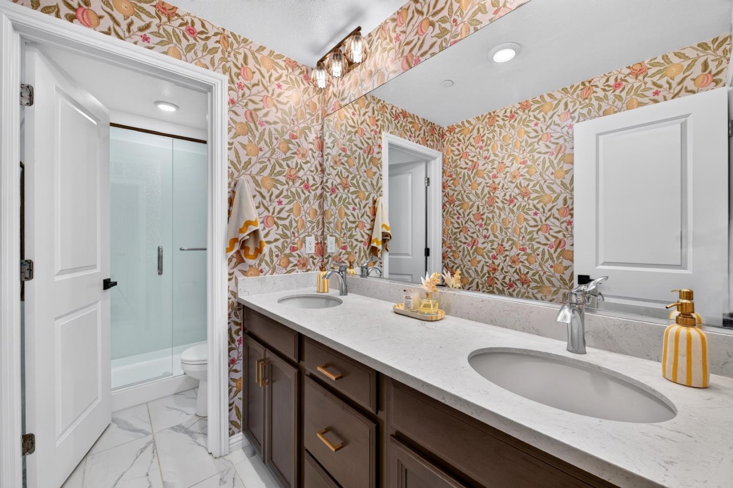 6810 Chroma Court