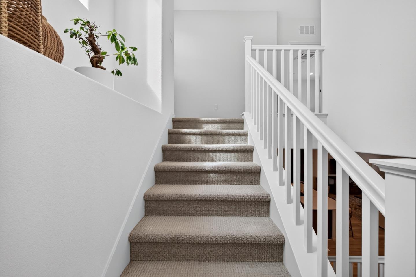 6810 Chroma Court