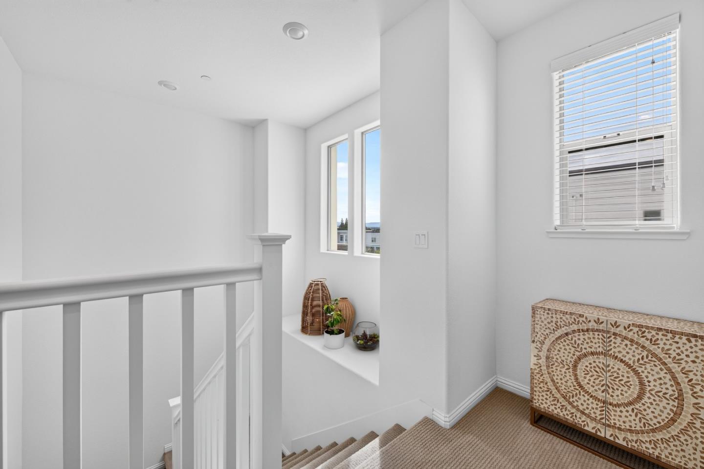 6810 Chroma Court
