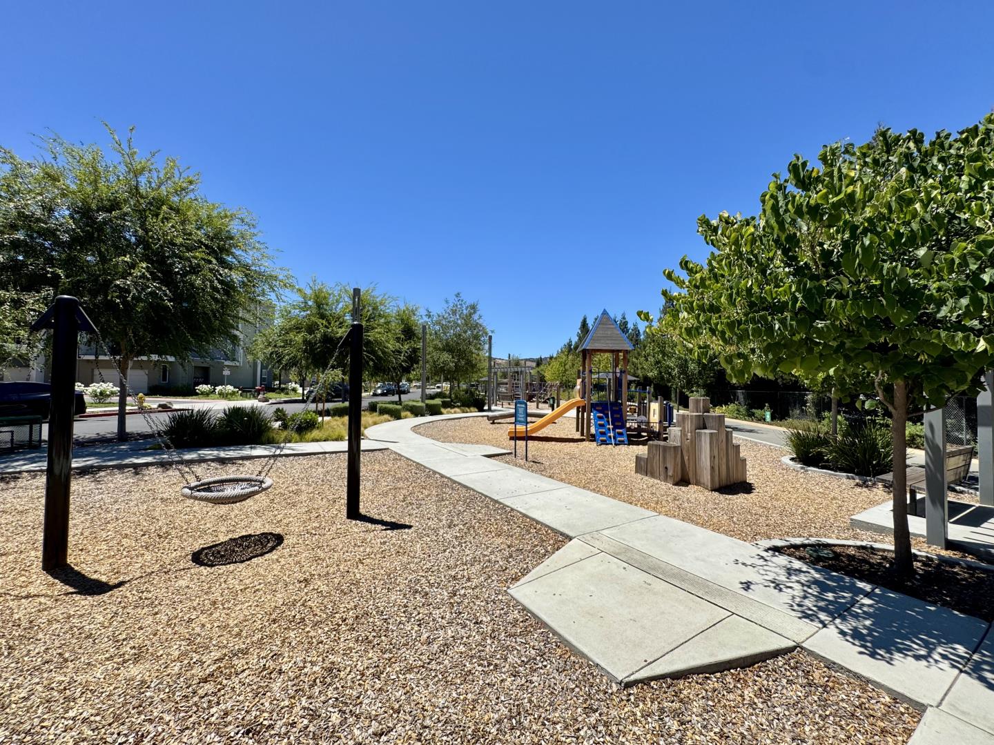 6810 Chroma Court