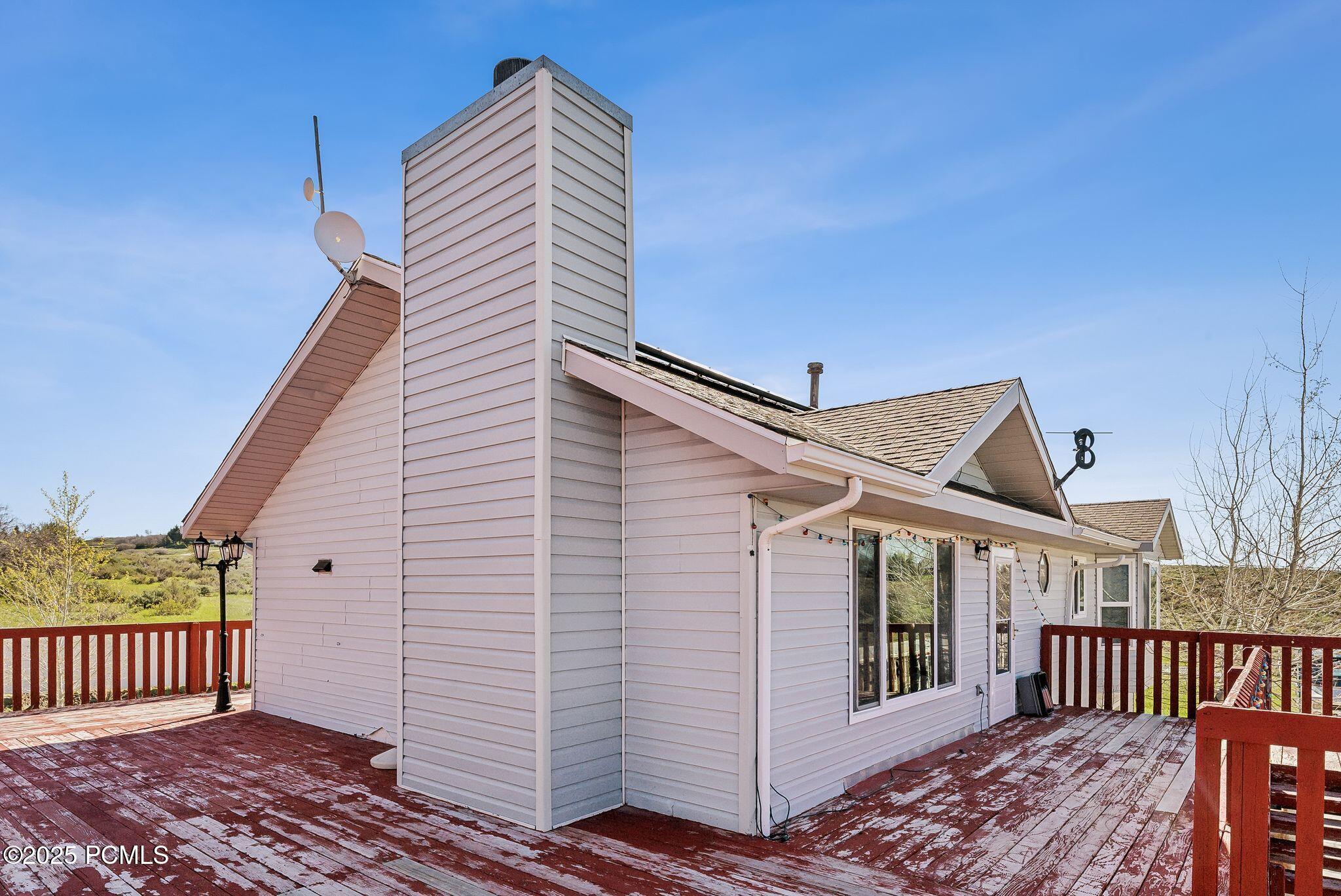 1228 E Oakridge Road