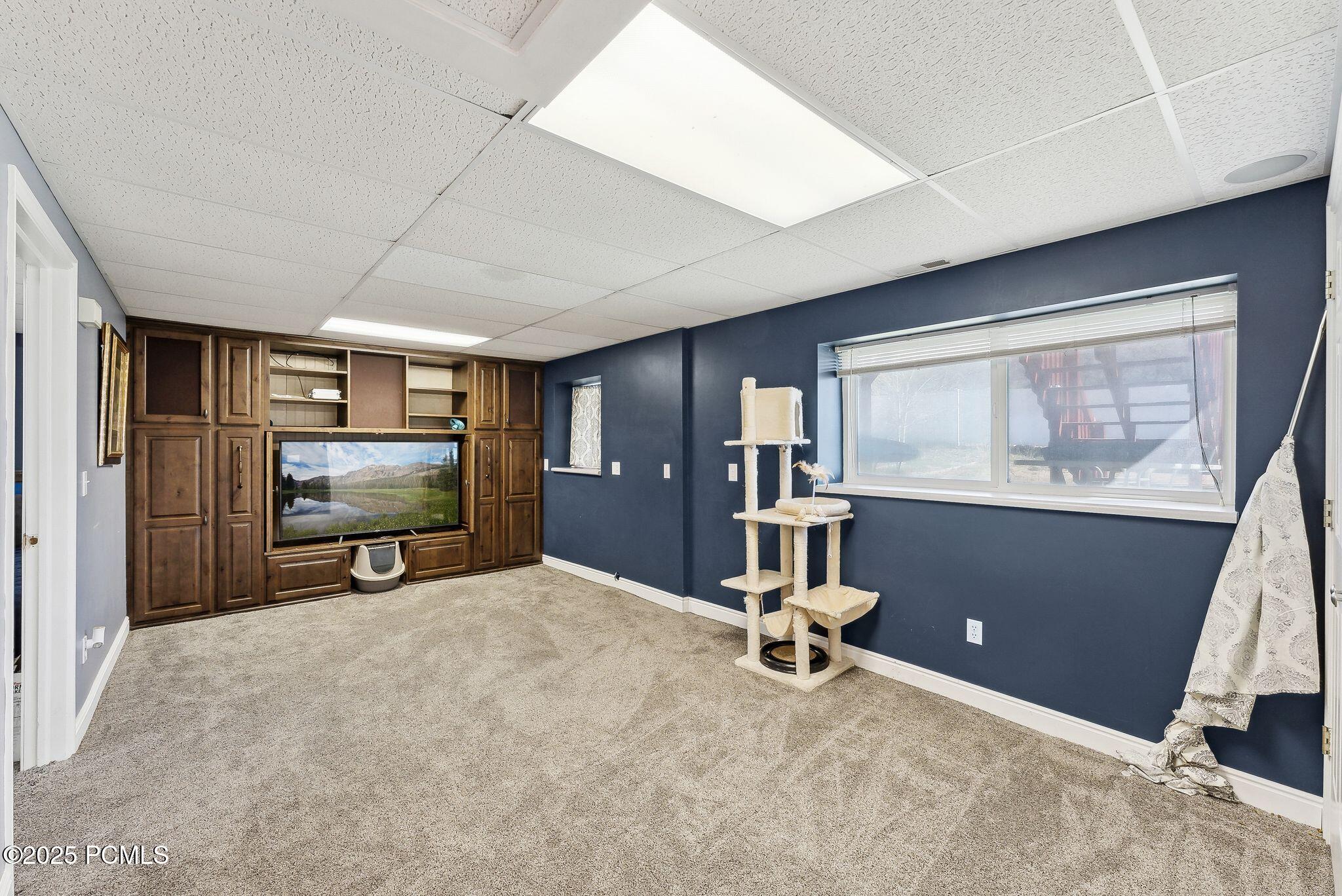 1228 E Oakridge Road