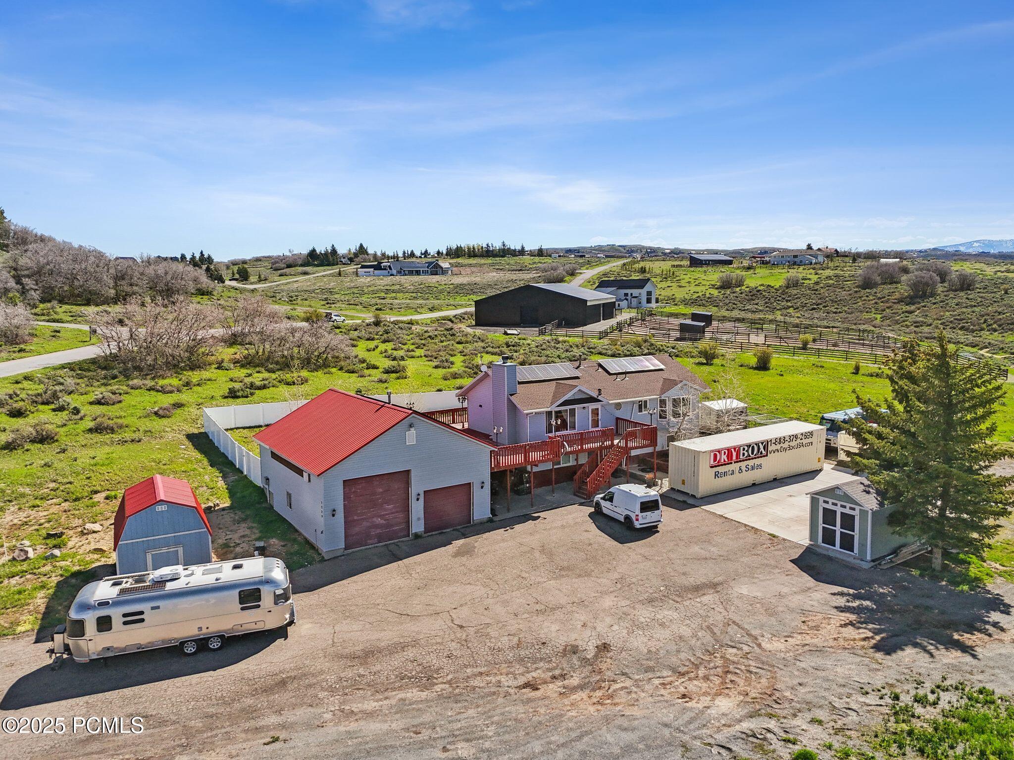 1228 E Oakridge Road