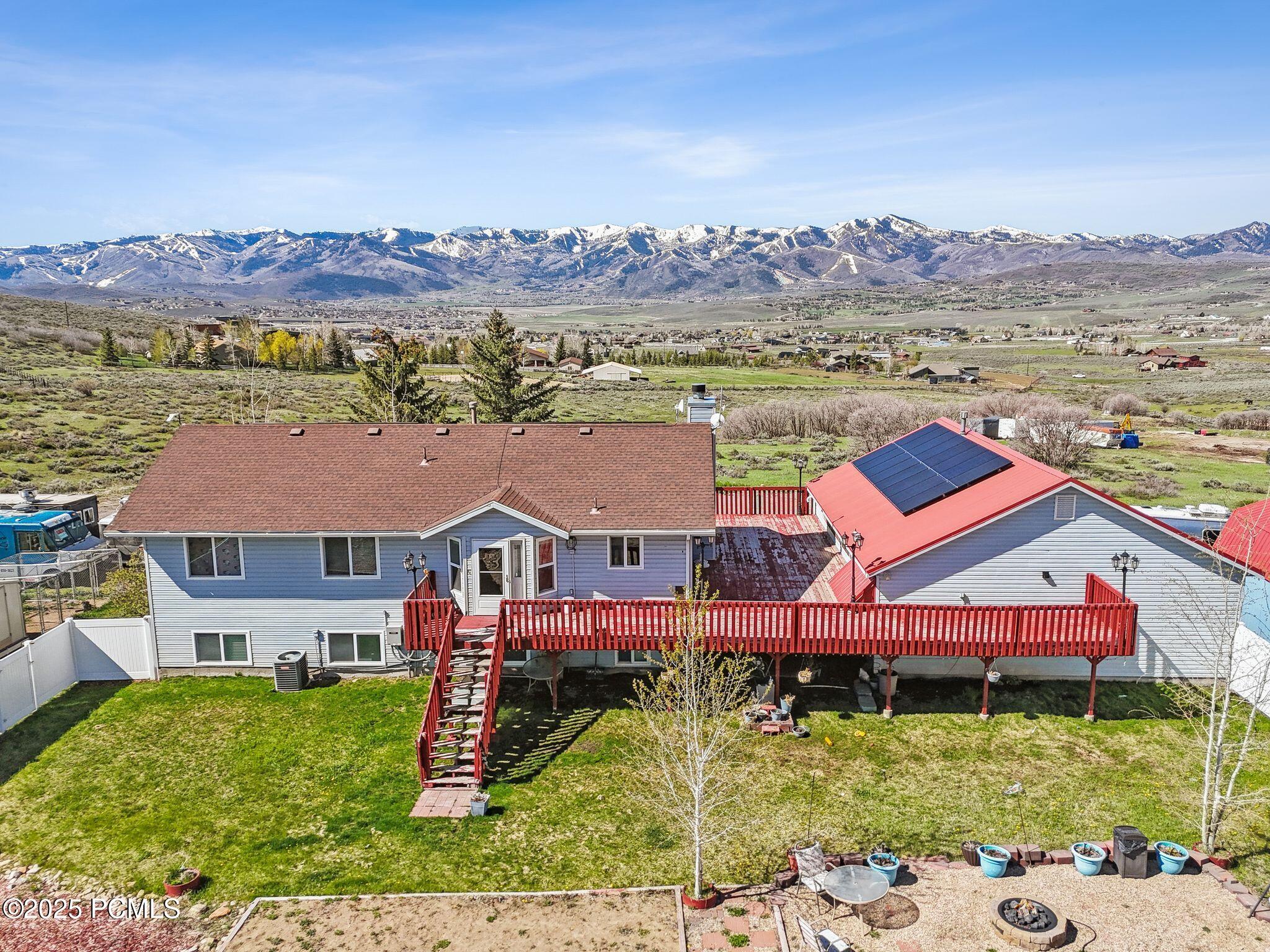 1228 E Oakridge Road