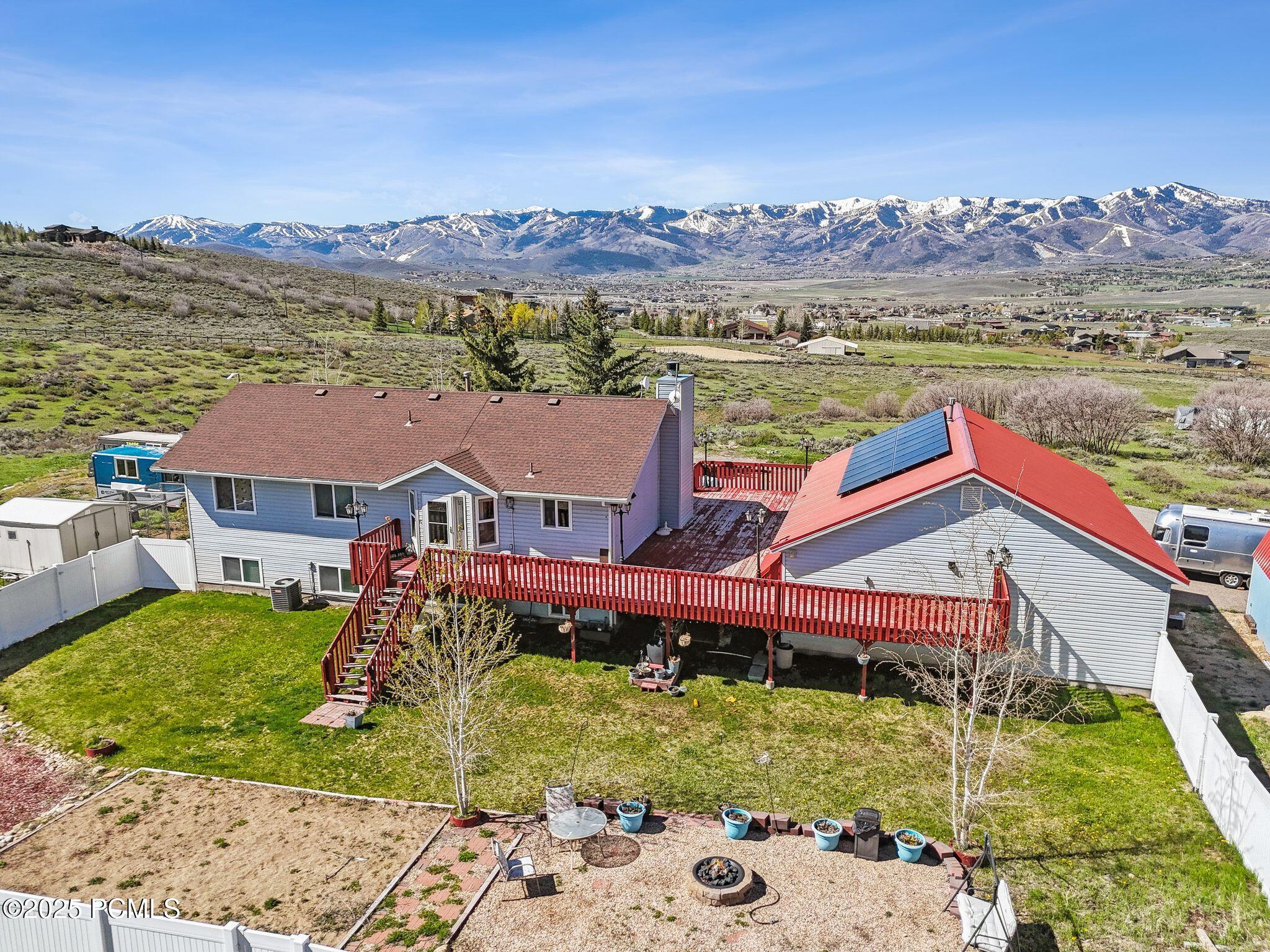1228 E Oakridge Road