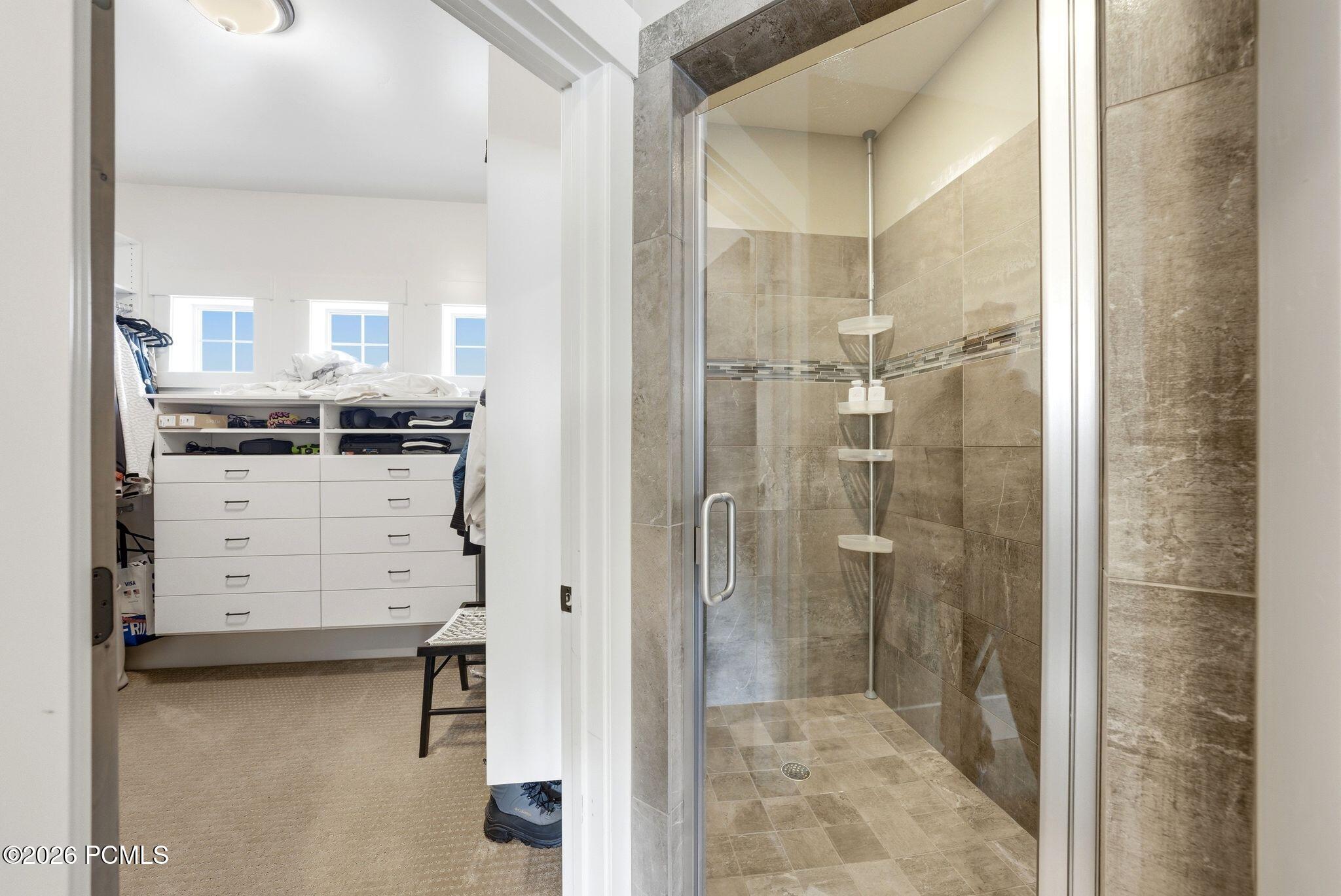 1735 E Viewside Circle