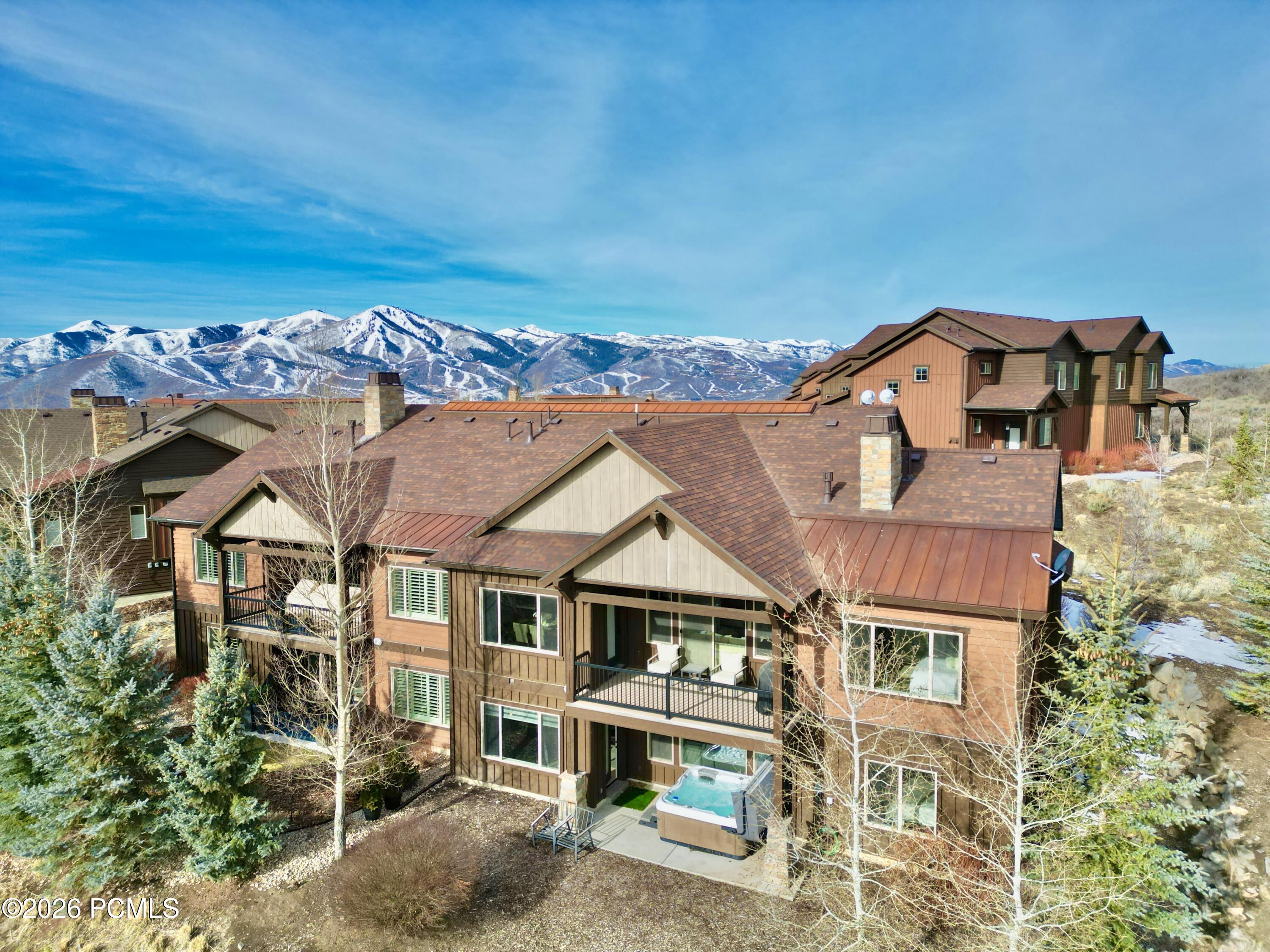 1735 E Viewside Circle