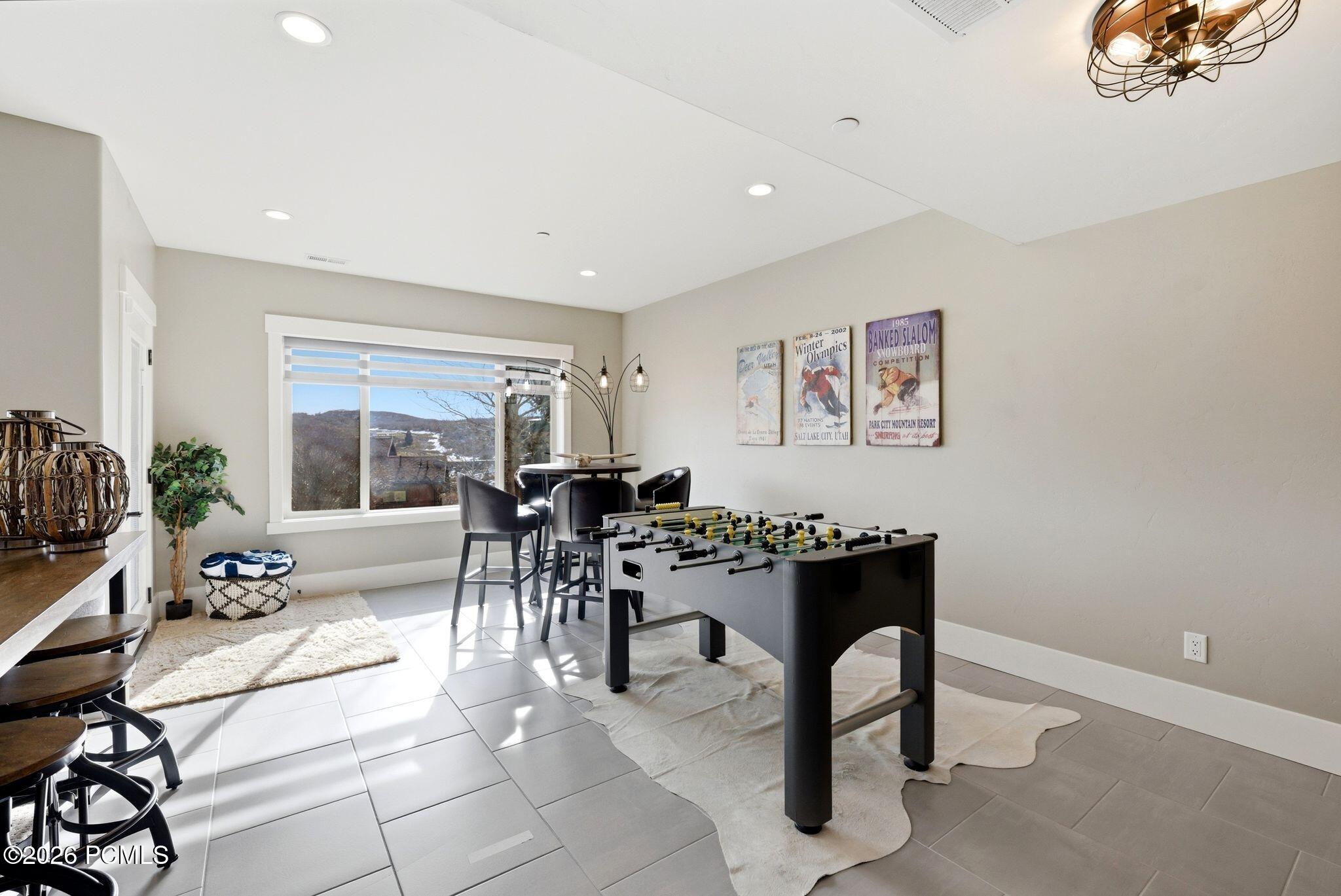 1735 E Viewside Circle