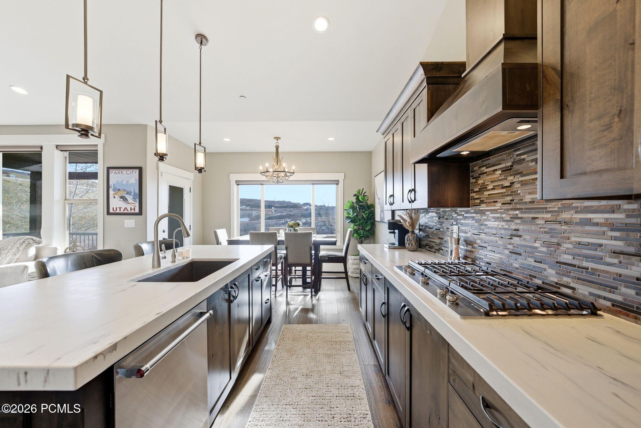 1735 E Viewside Circle