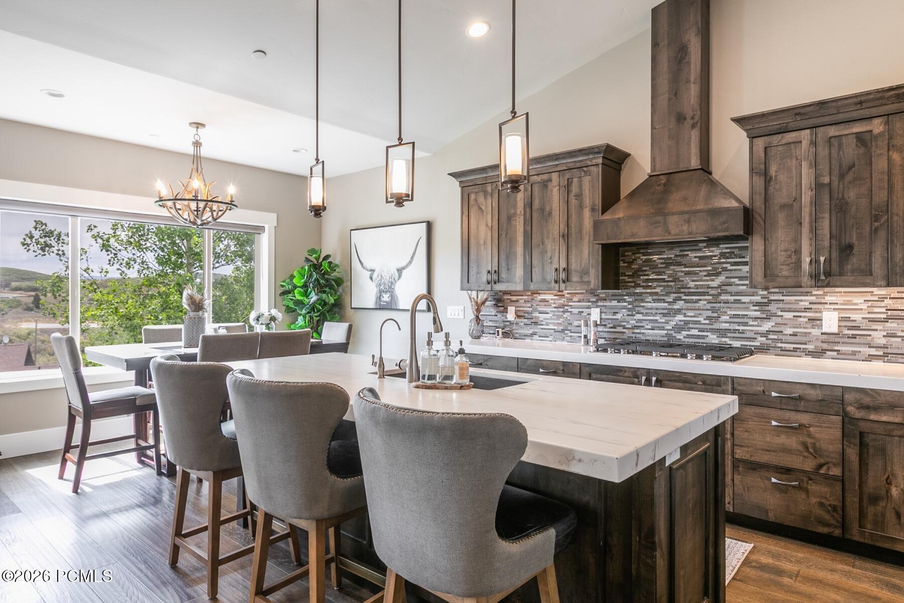 1735 E Viewside Circle