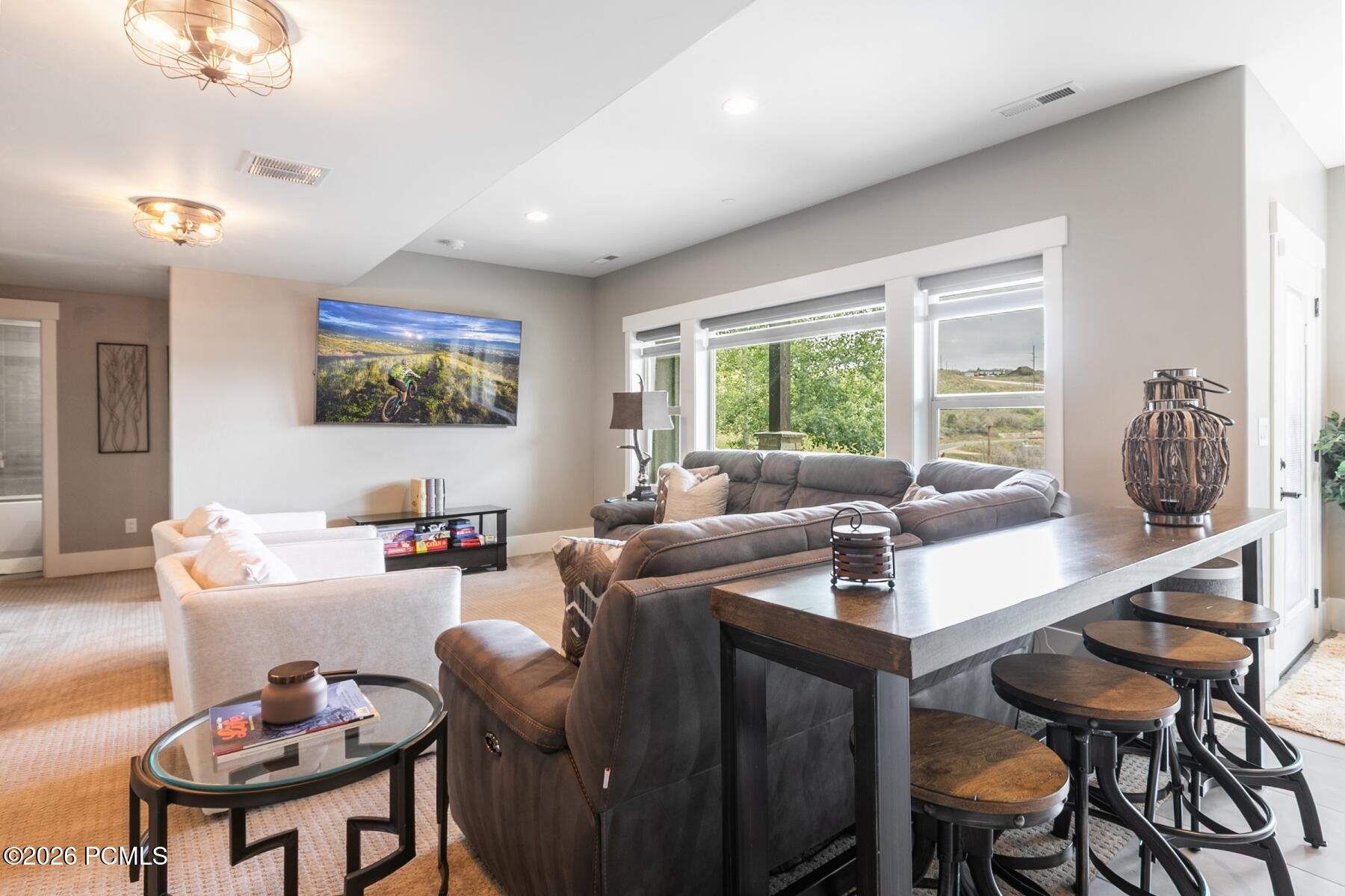 1735 E Viewside Circle