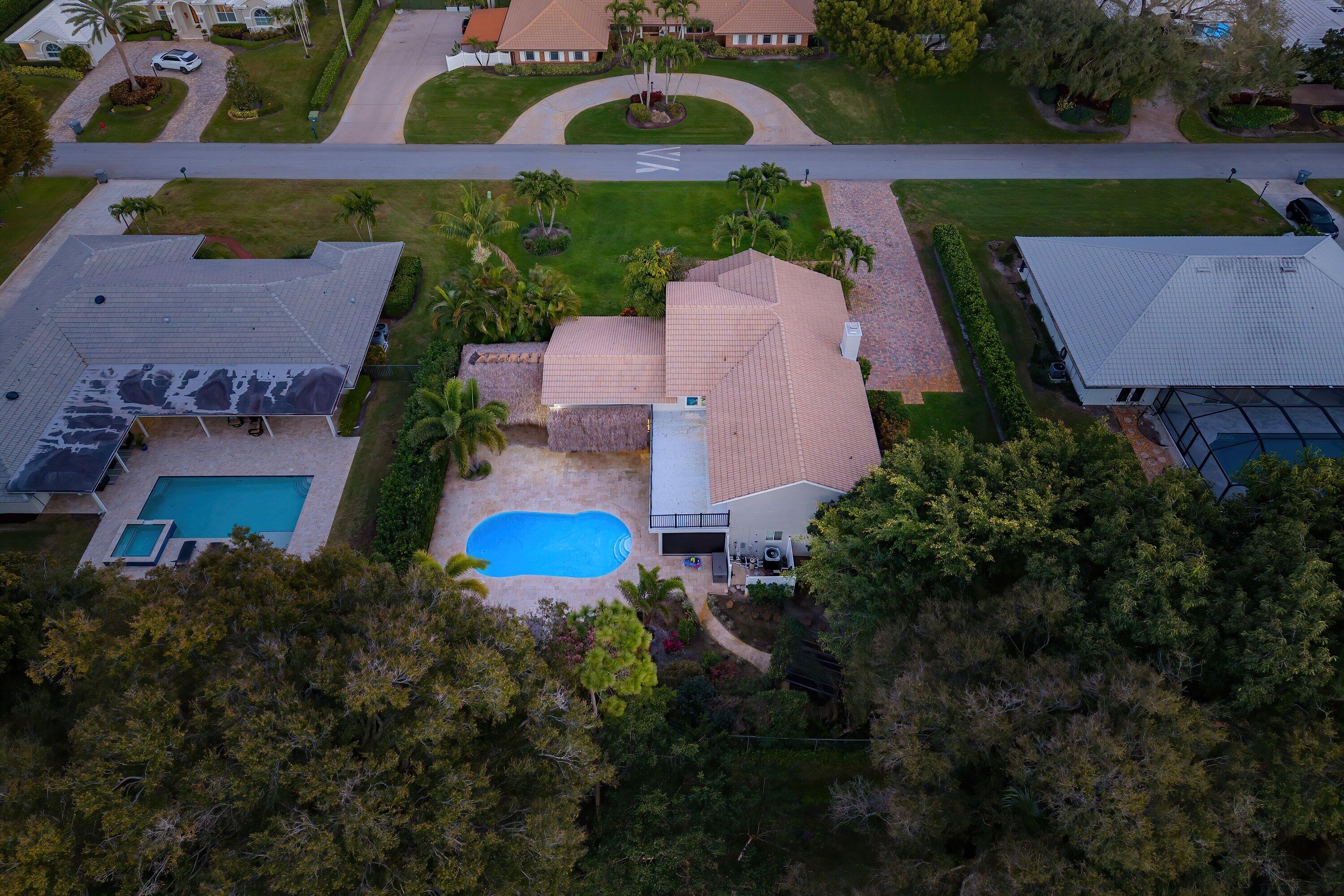 10893 Gleneagles Road