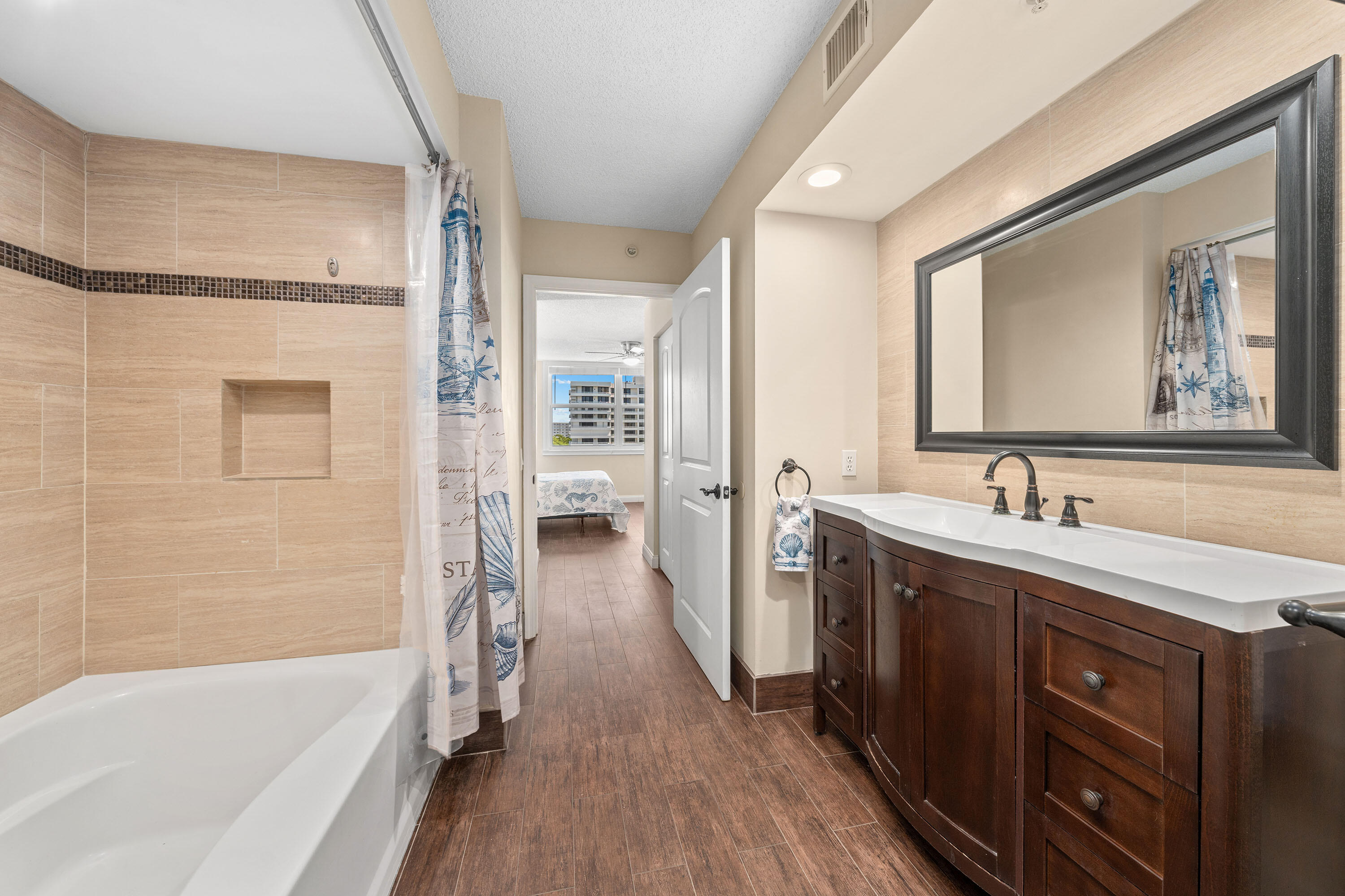 3594 S Ocean Boulevard 604