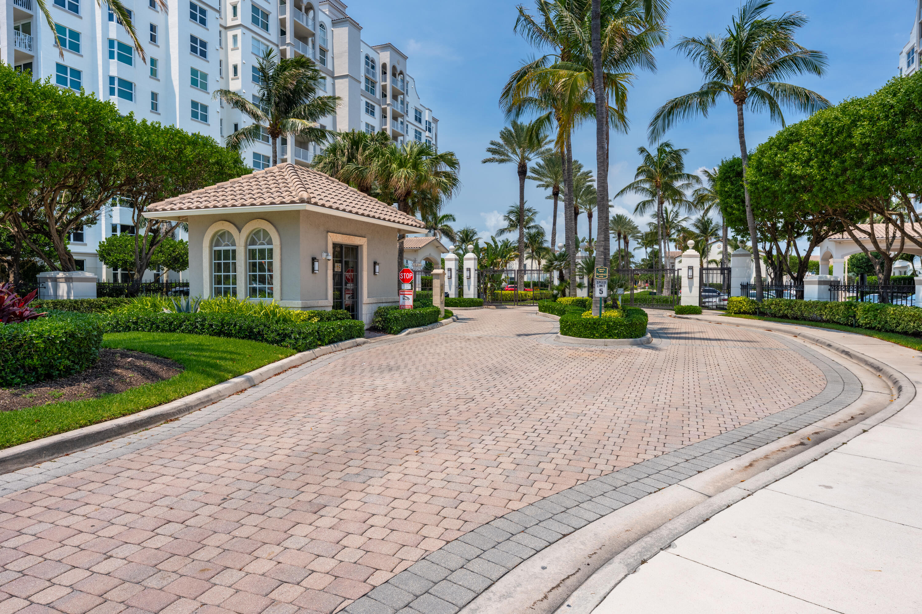 3594 S Ocean Boulevard 604