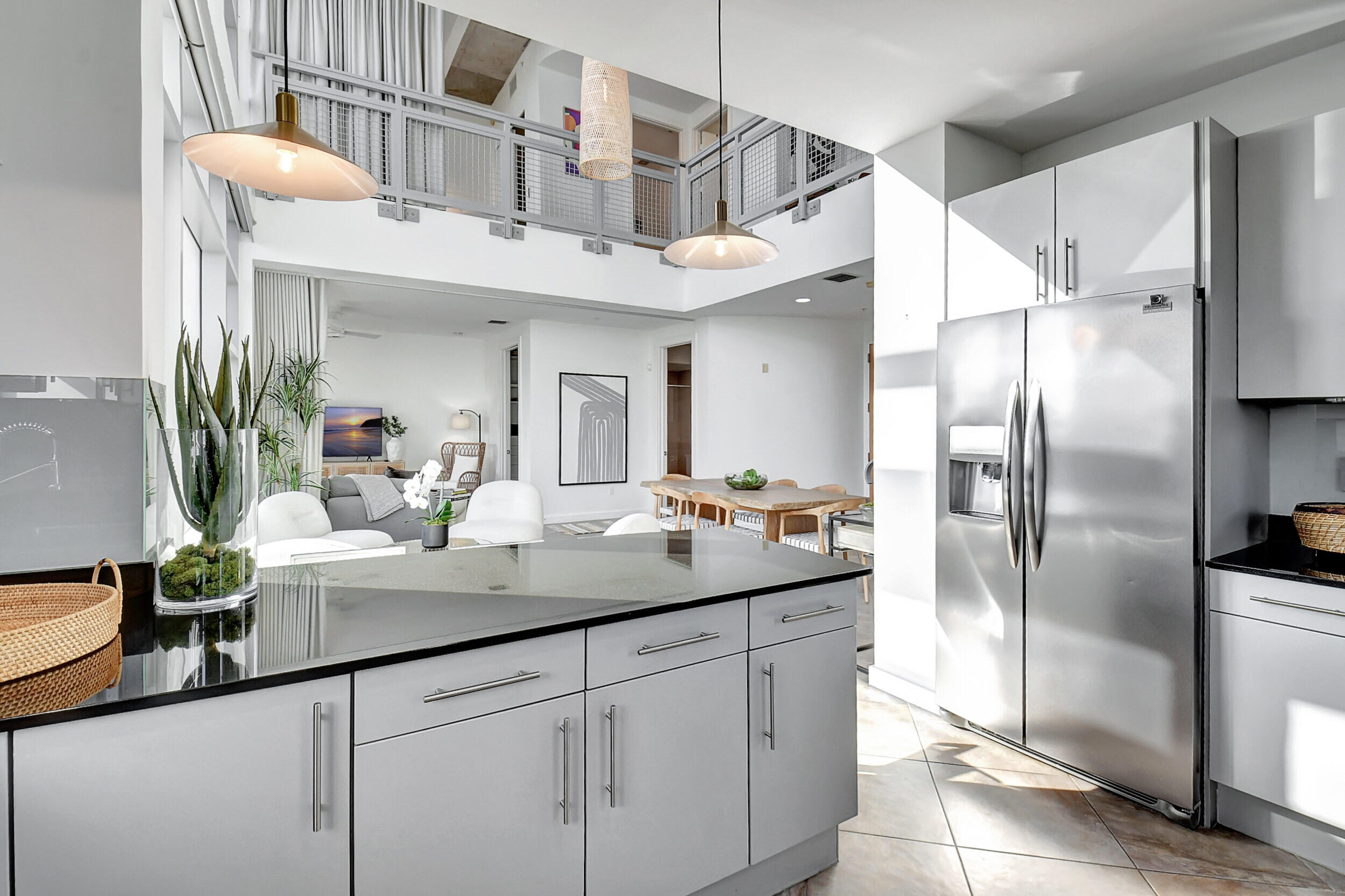 335 SE 6th Avenue 306