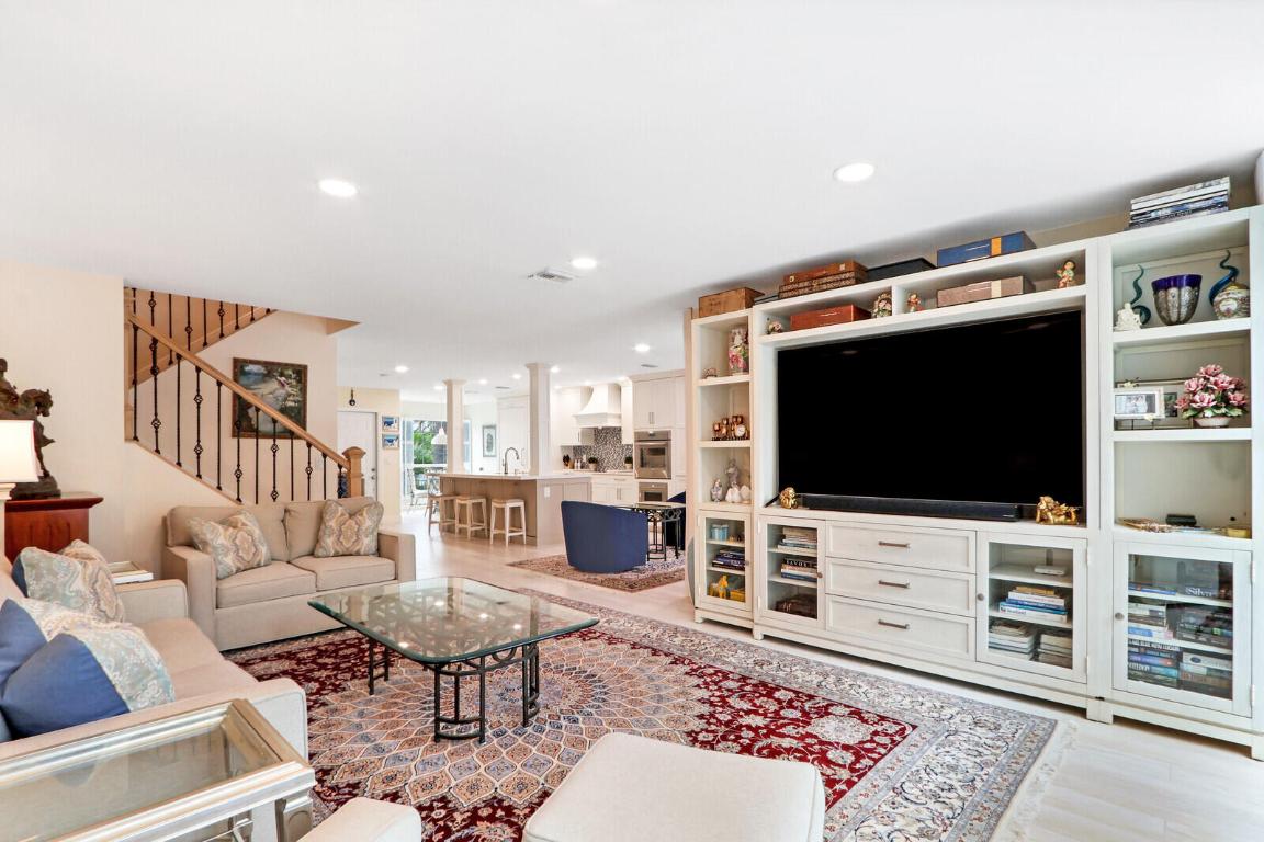 223 Ocean Dunes Circle