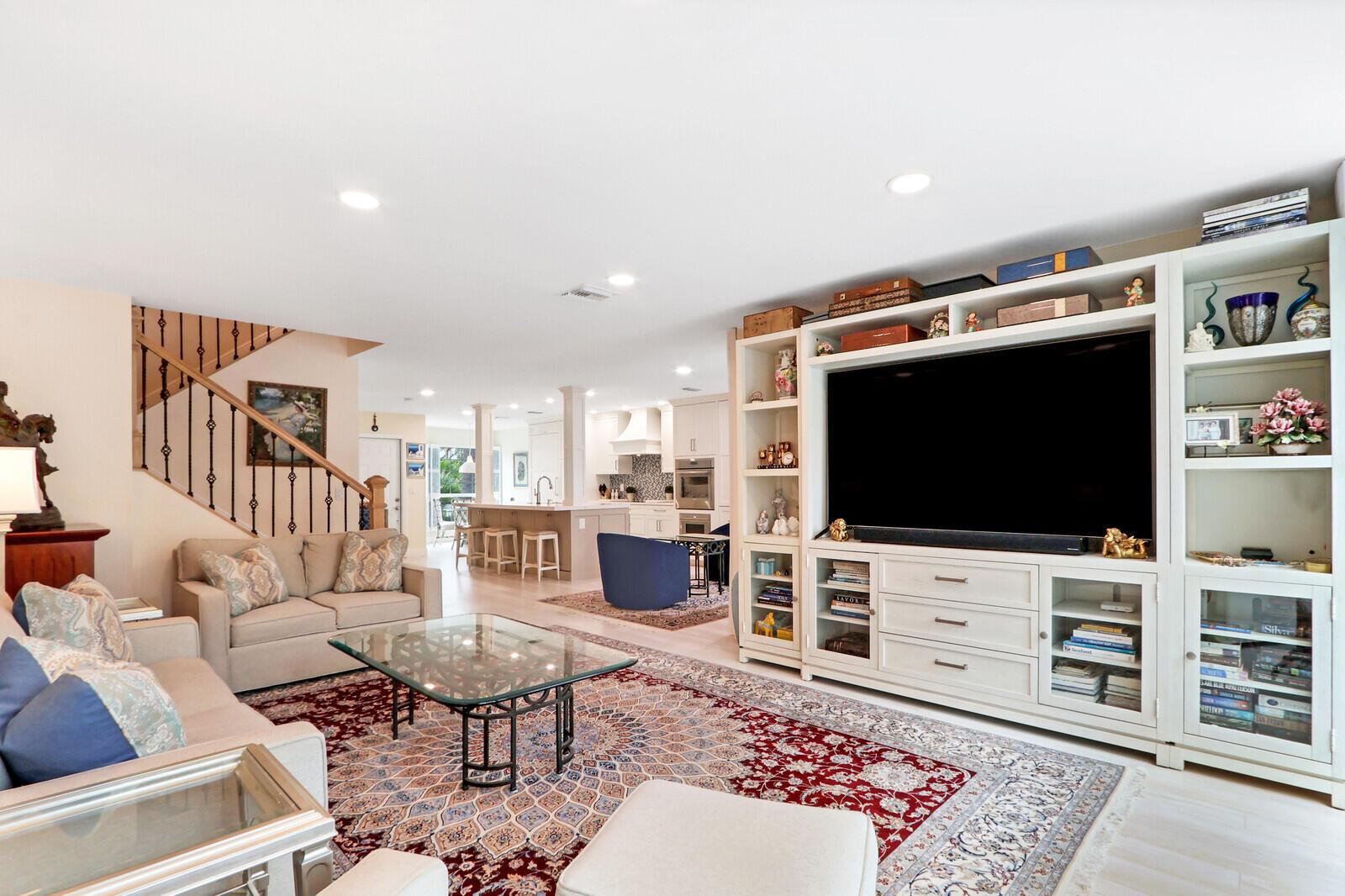 223 Ocean Dunes Circle