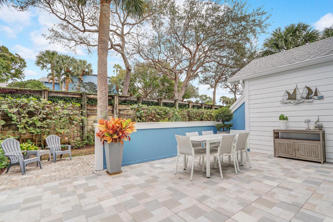 223 Ocean Dunes Circle