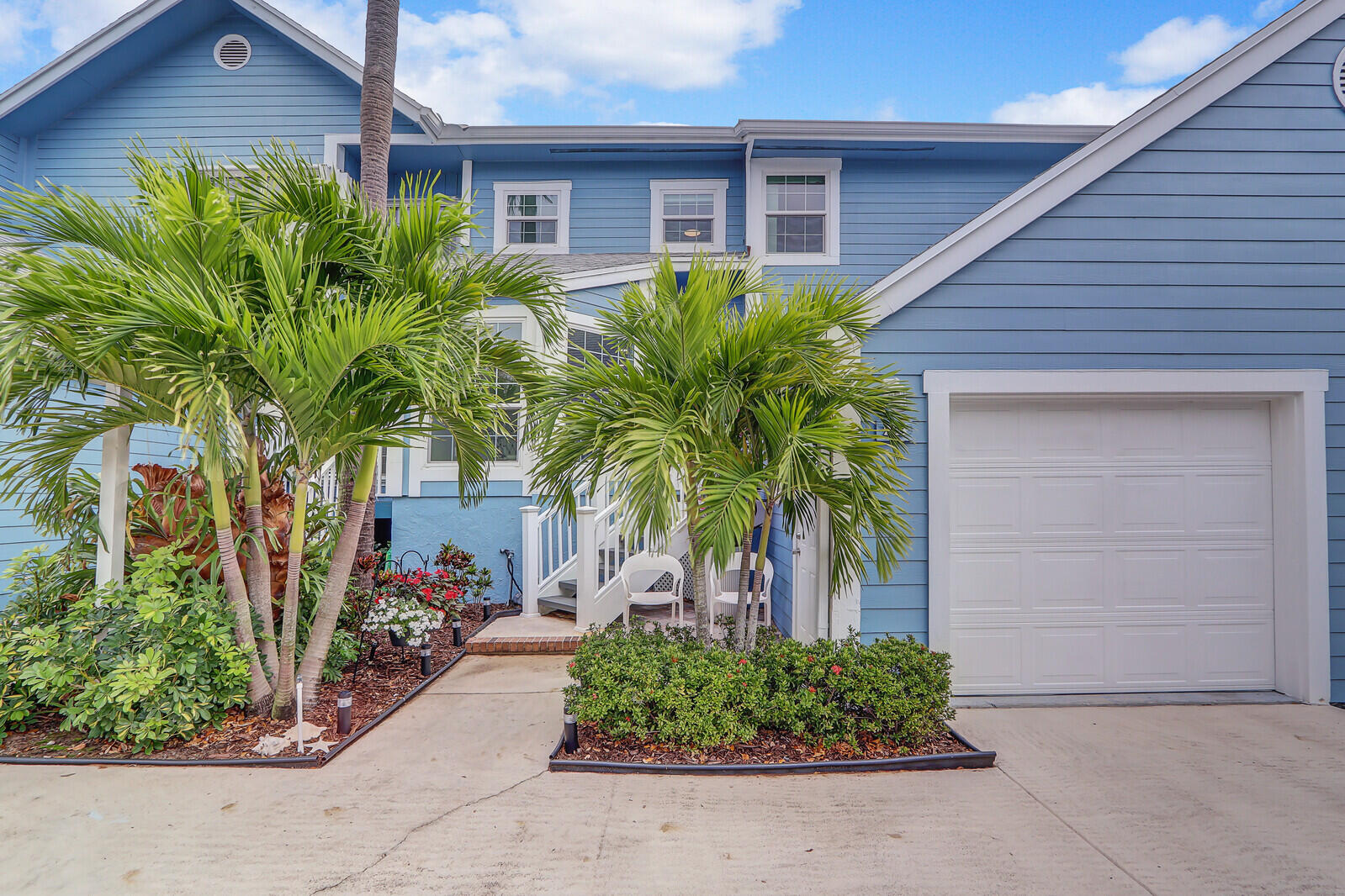 223 Ocean Dunes Circle