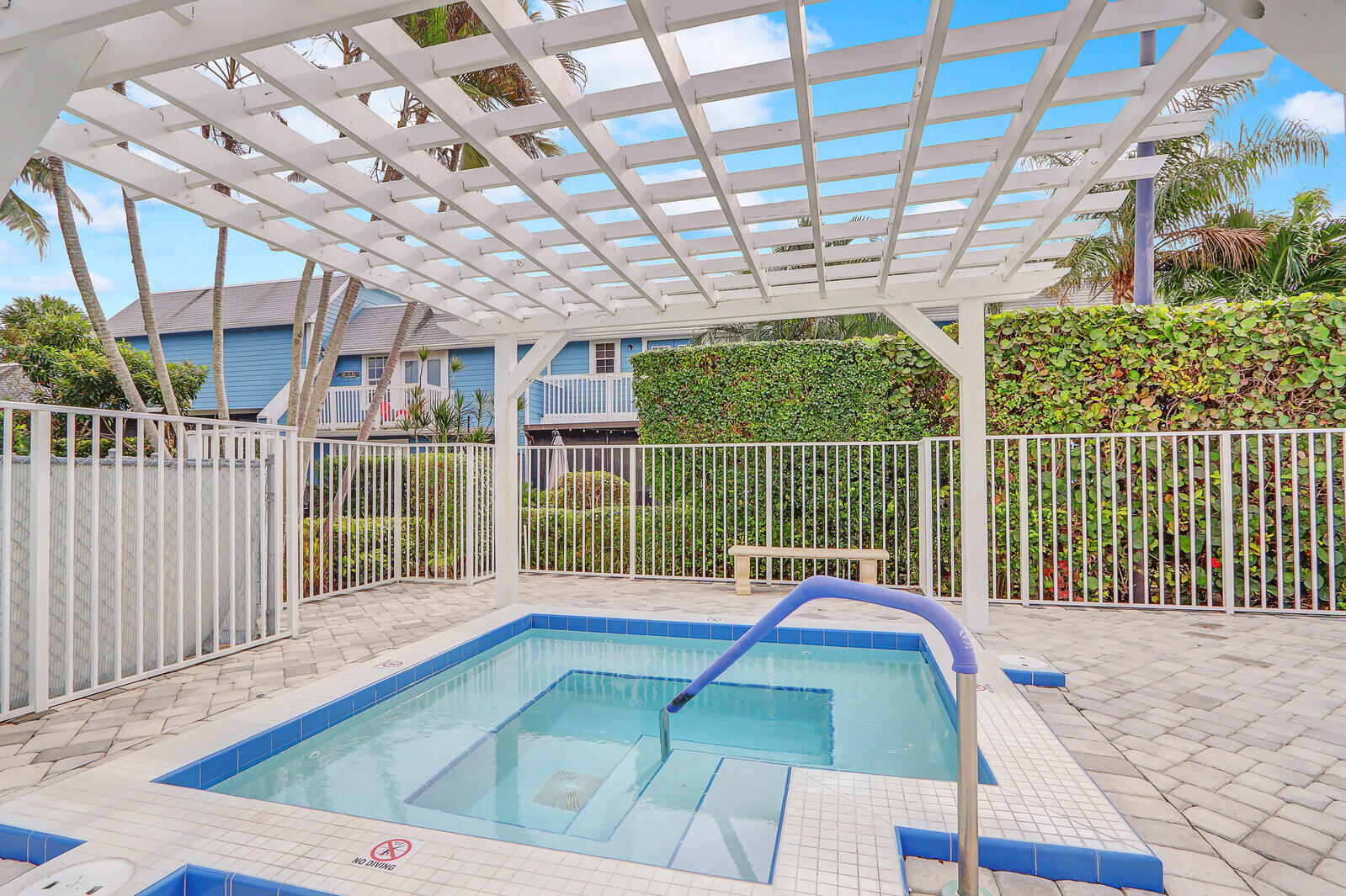 223 Ocean Dunes Circle