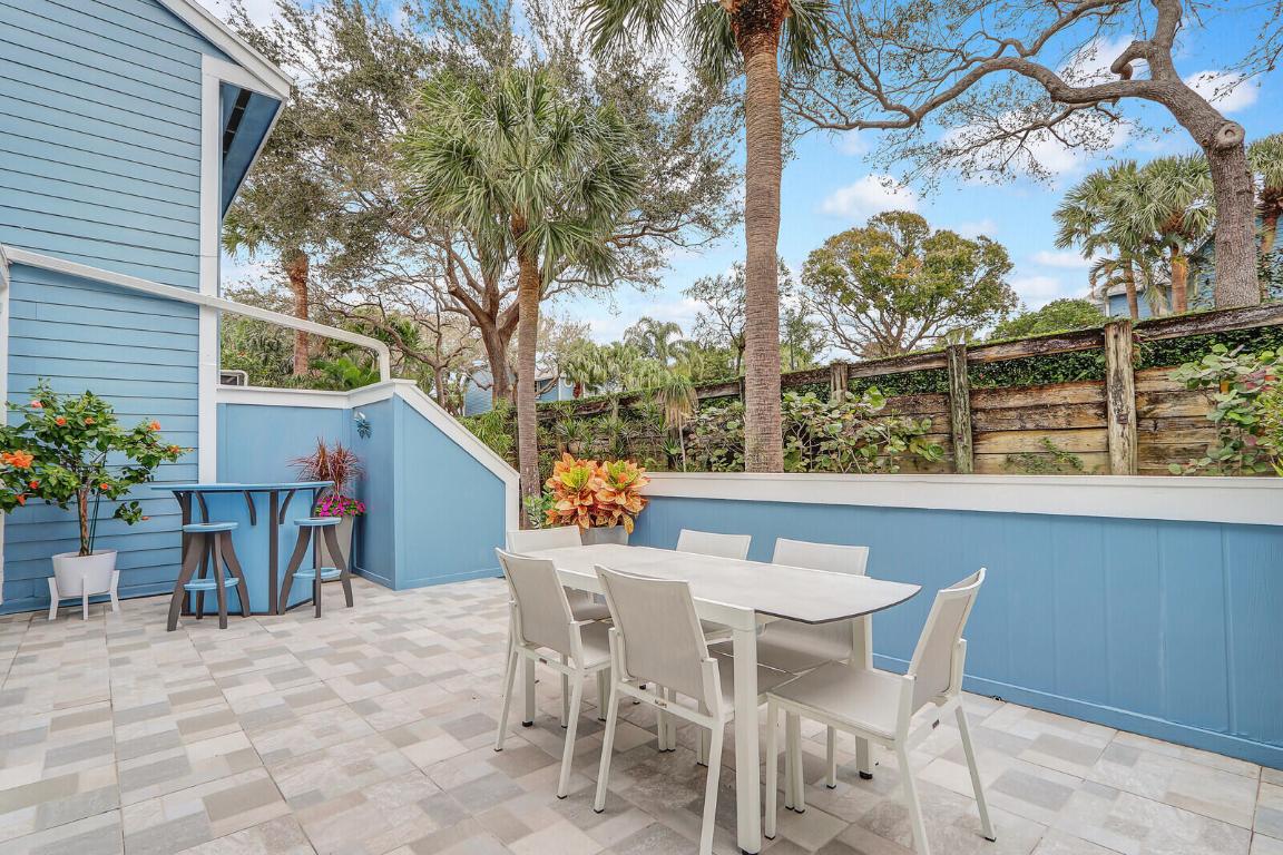 223 Ocean Dunes Circle