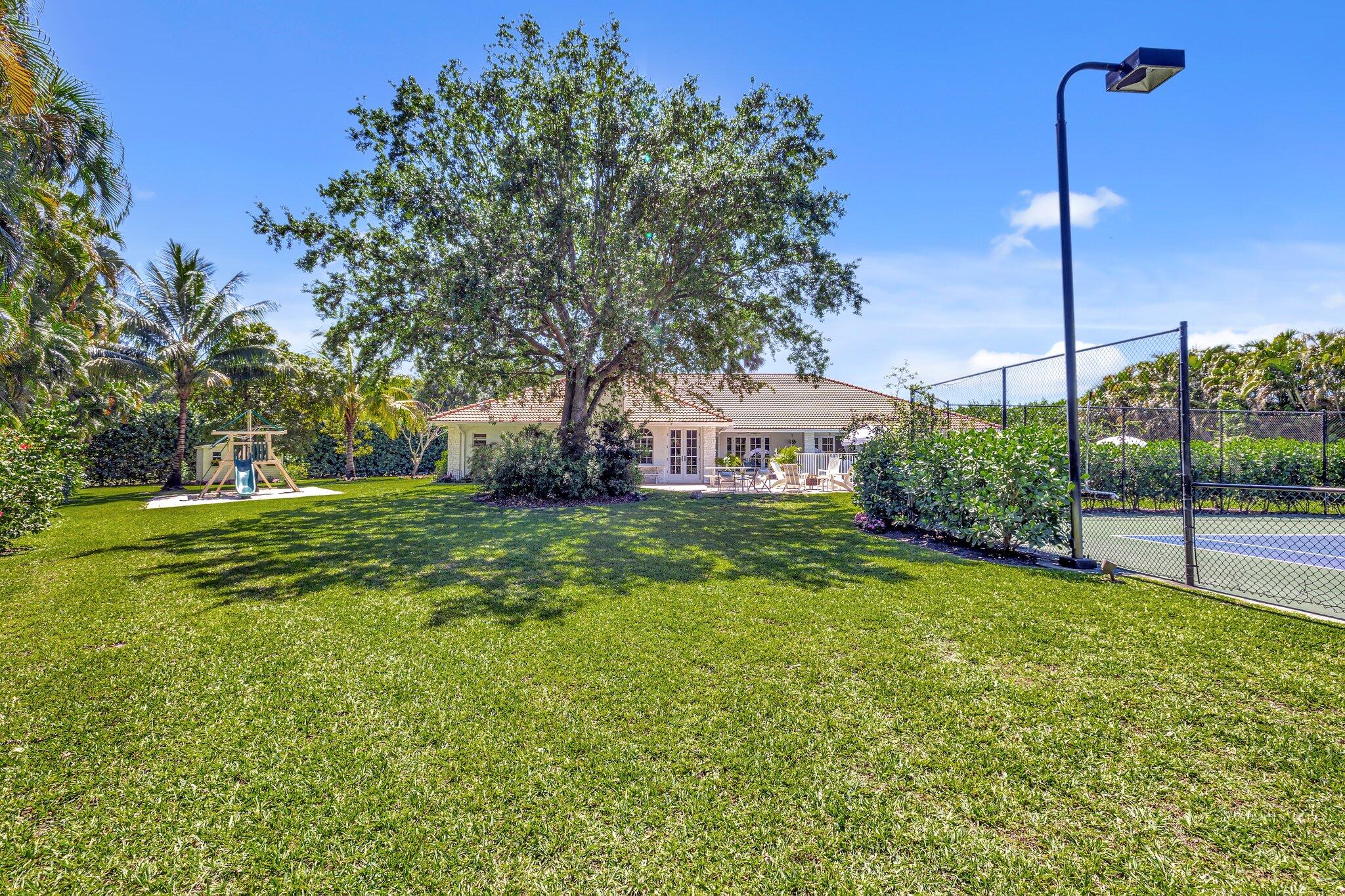 15082 Tall Oak Avenue