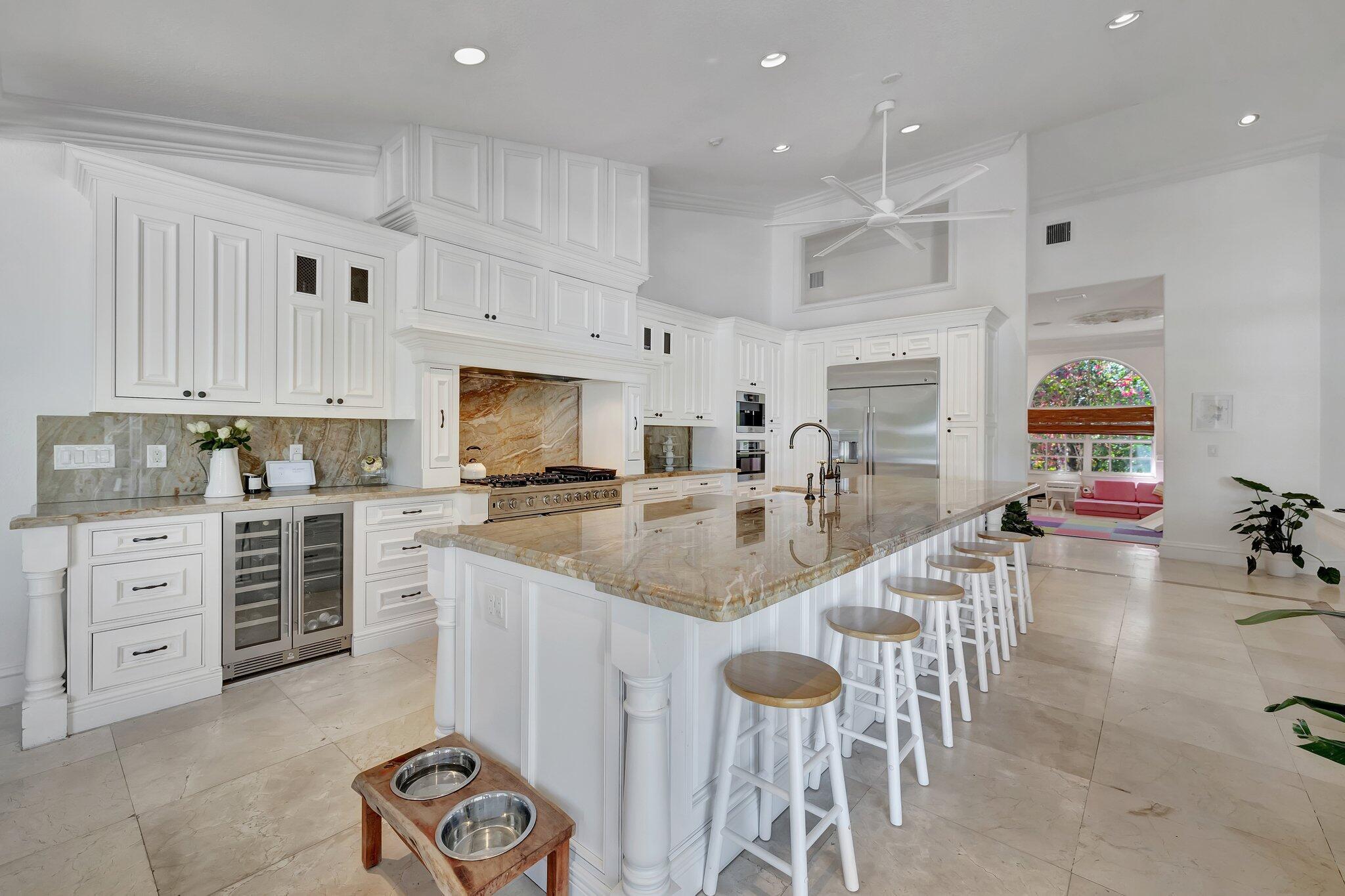 15082 Tall Oak Avenue