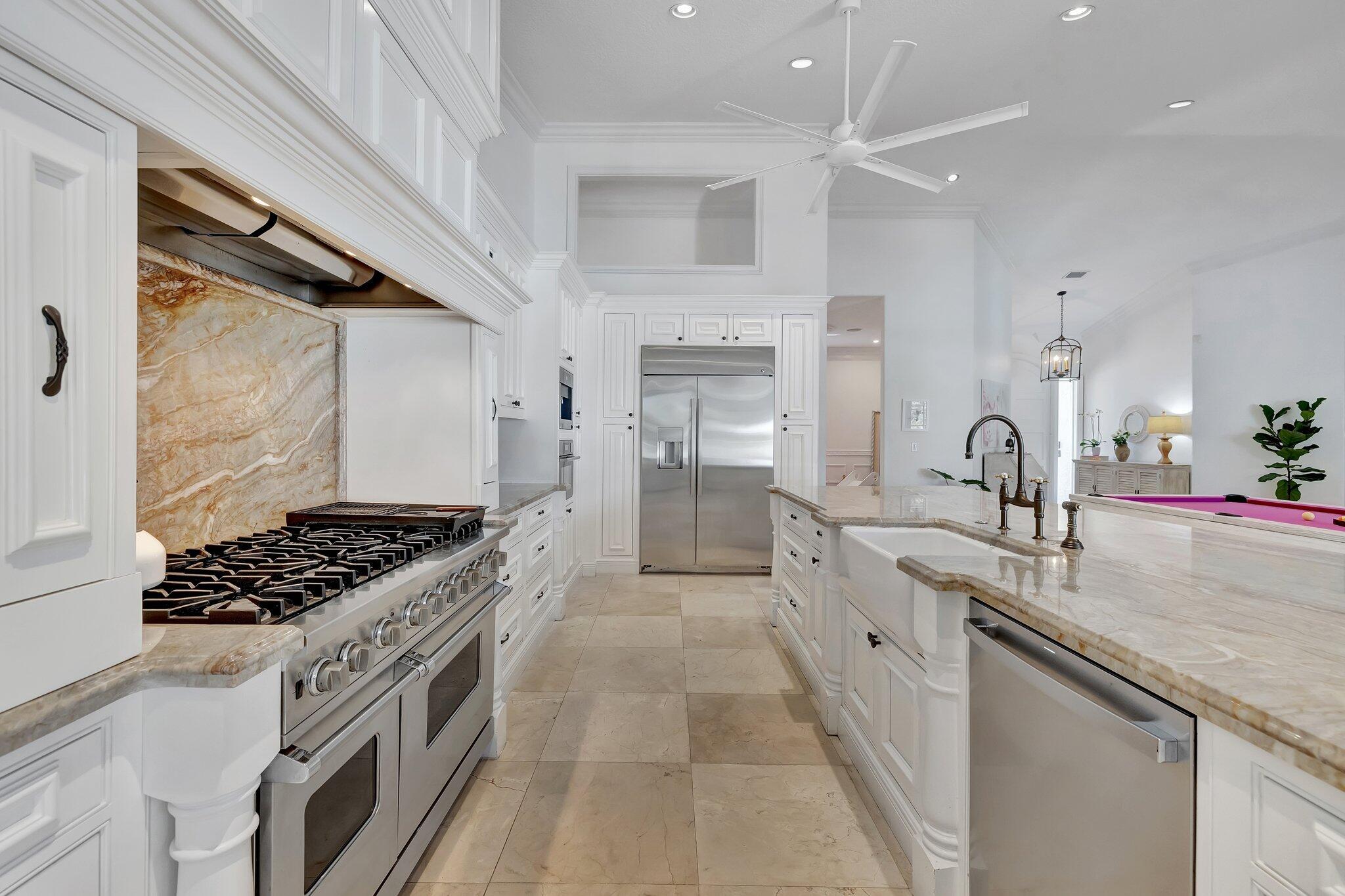 15082 Tall Oak Avenue