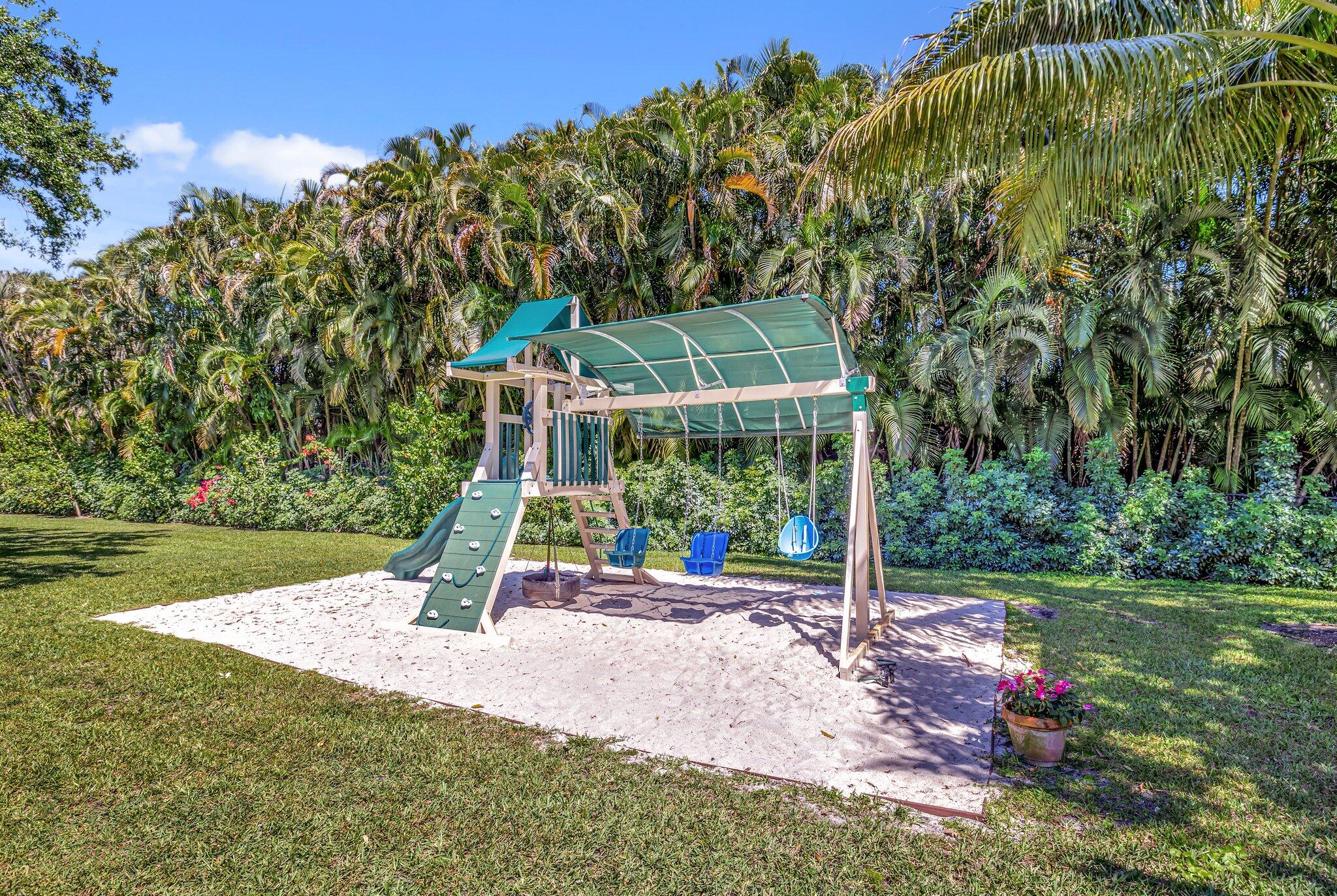 15082 Tall Oak Avenue