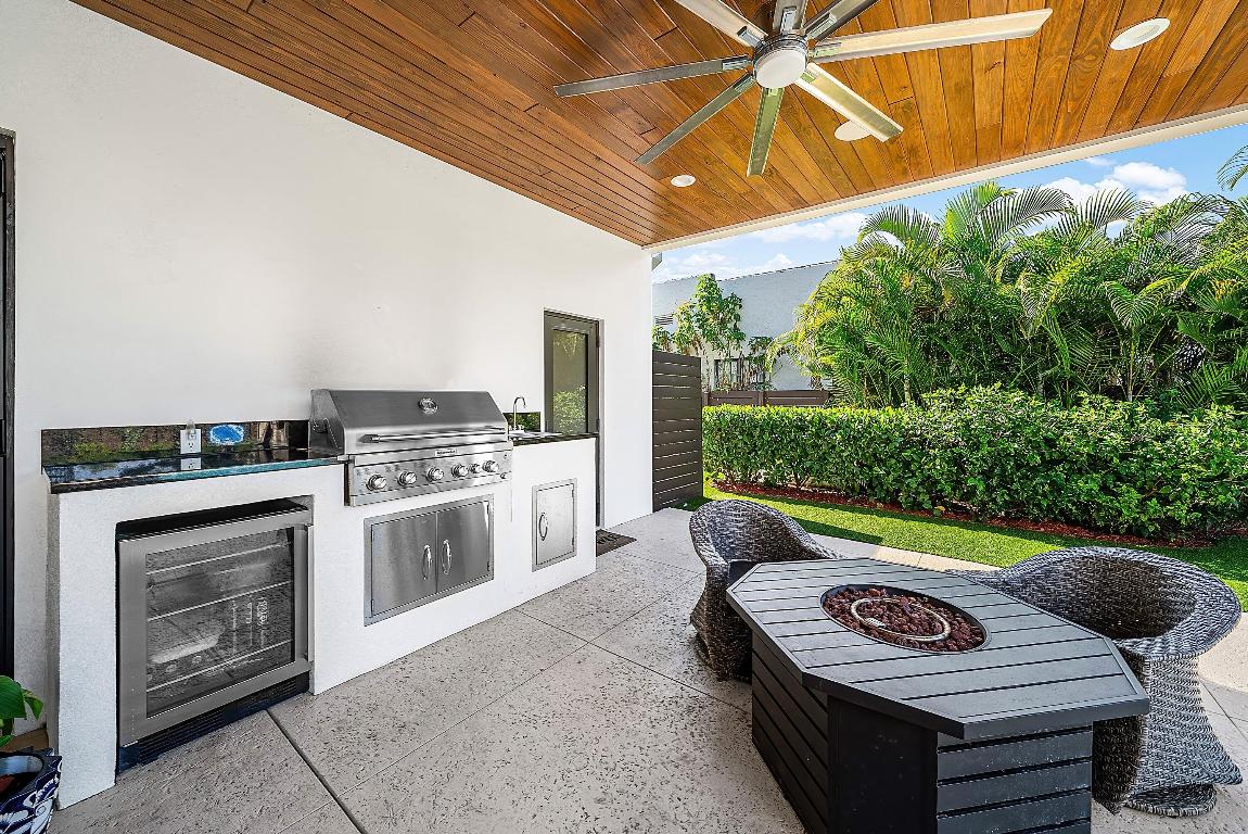 1801 N Lakeside Drive, Lake Worth Beach