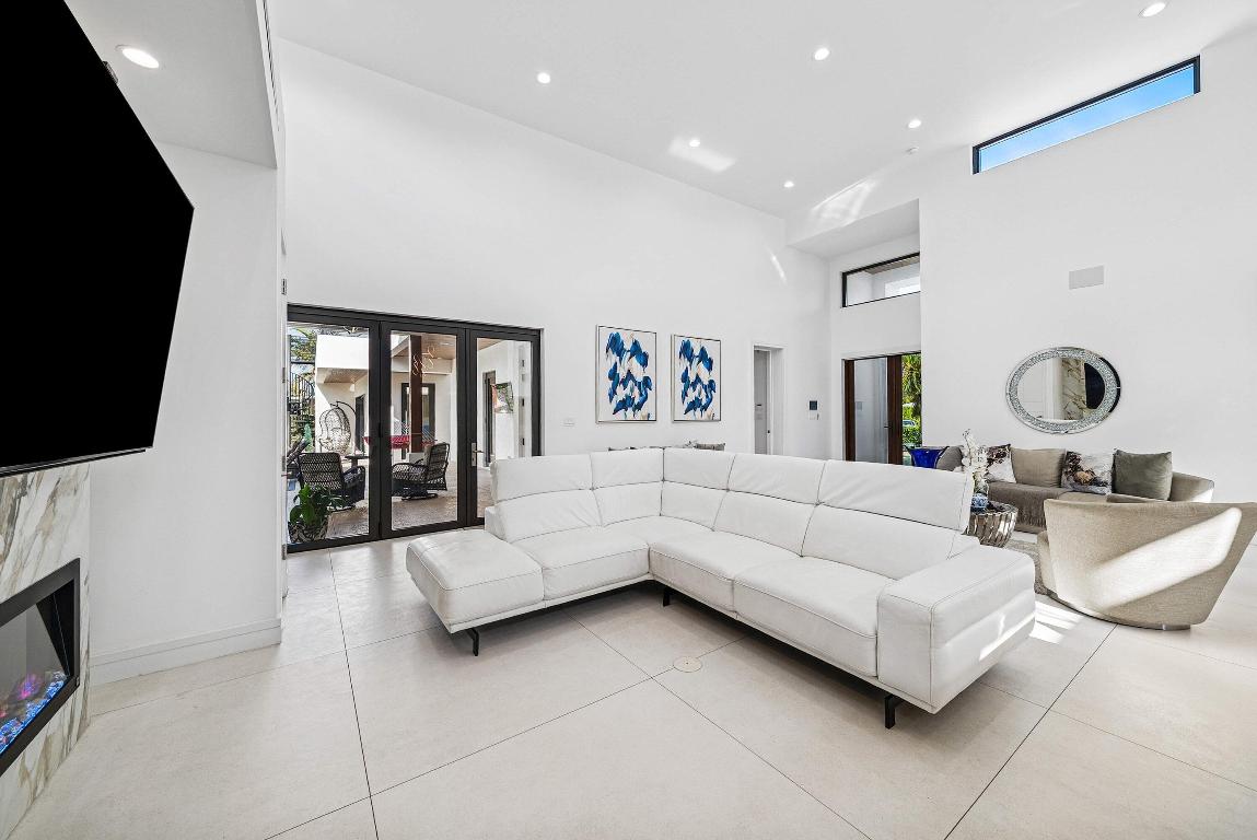 1801 N Lakeside Drive, Lake Worth Beach