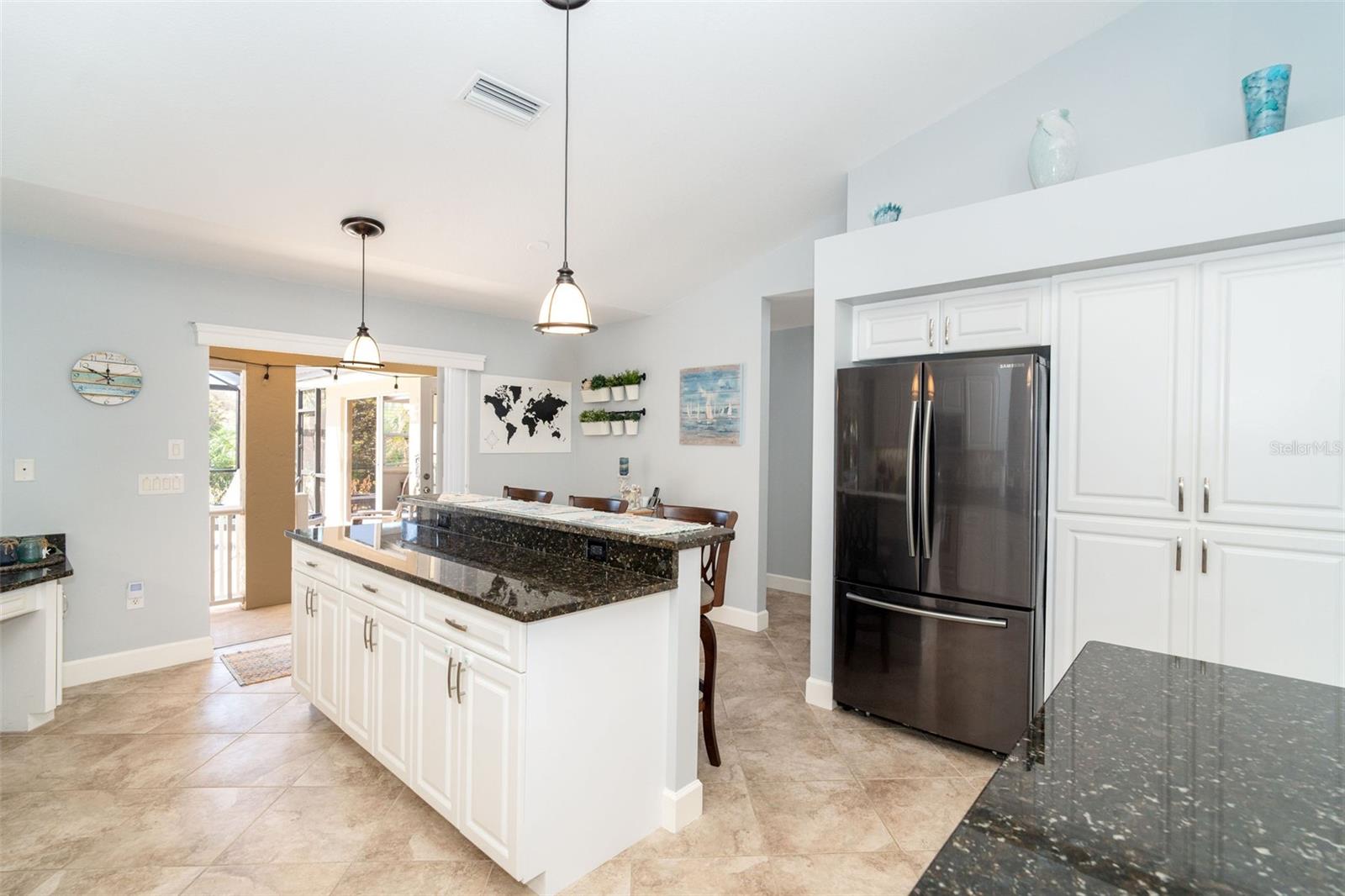 4632 ARLINGTON DR
