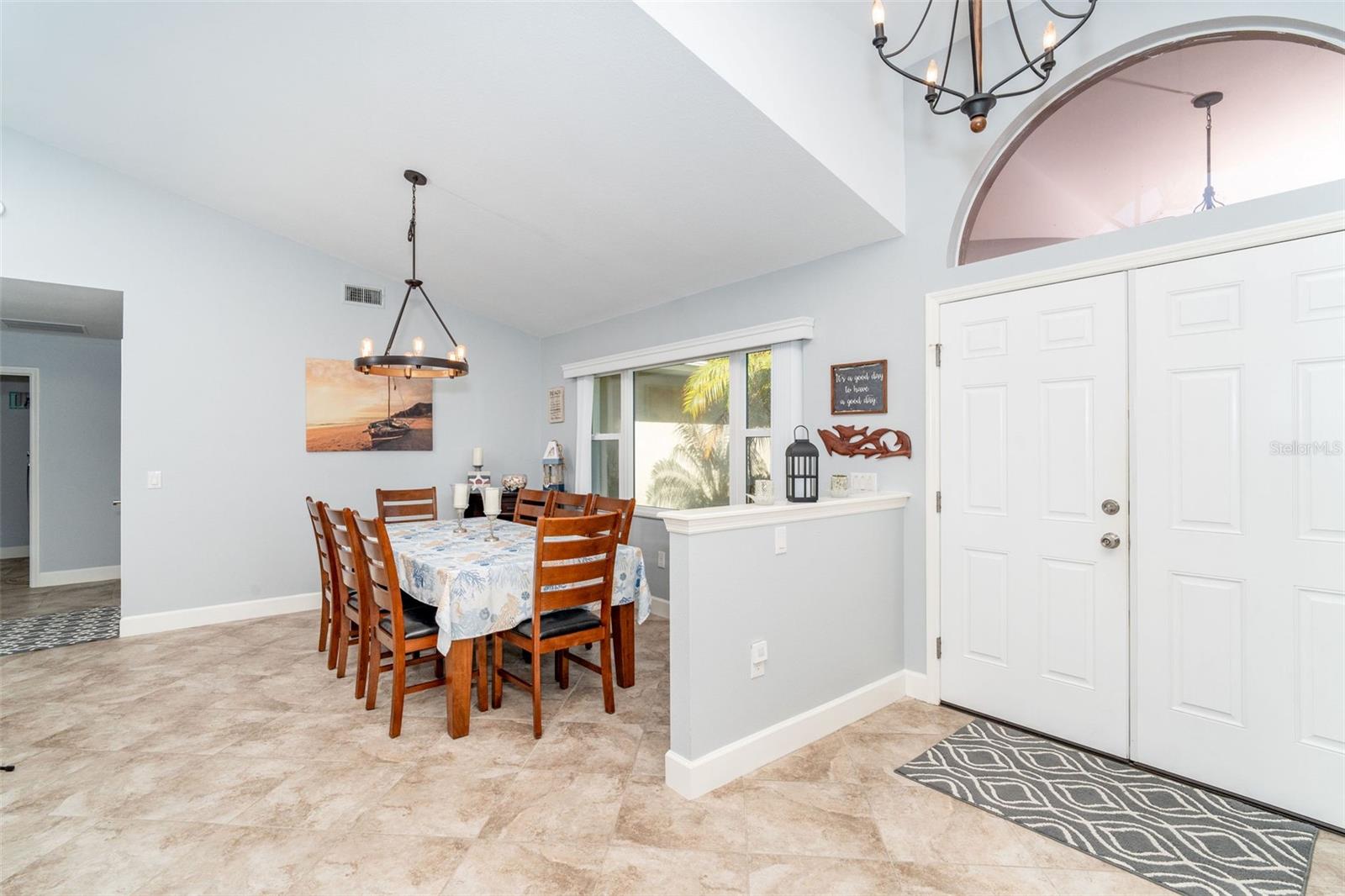 4632 ARLINGTON DR