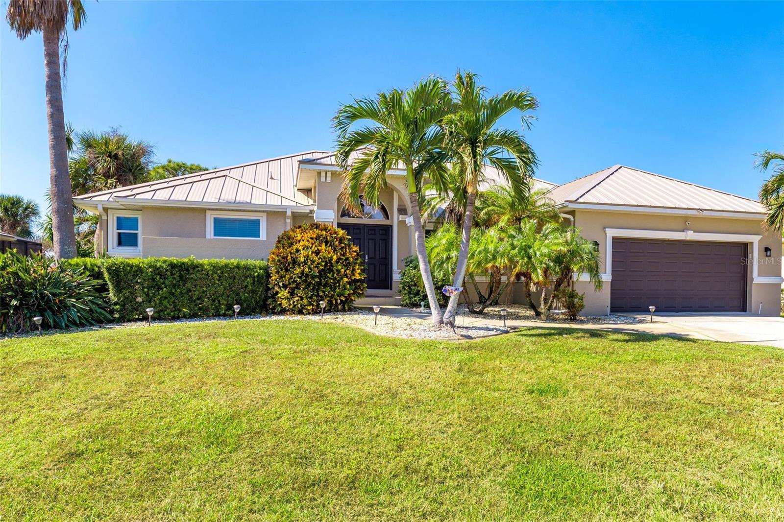 4632 ARLINGTON DR