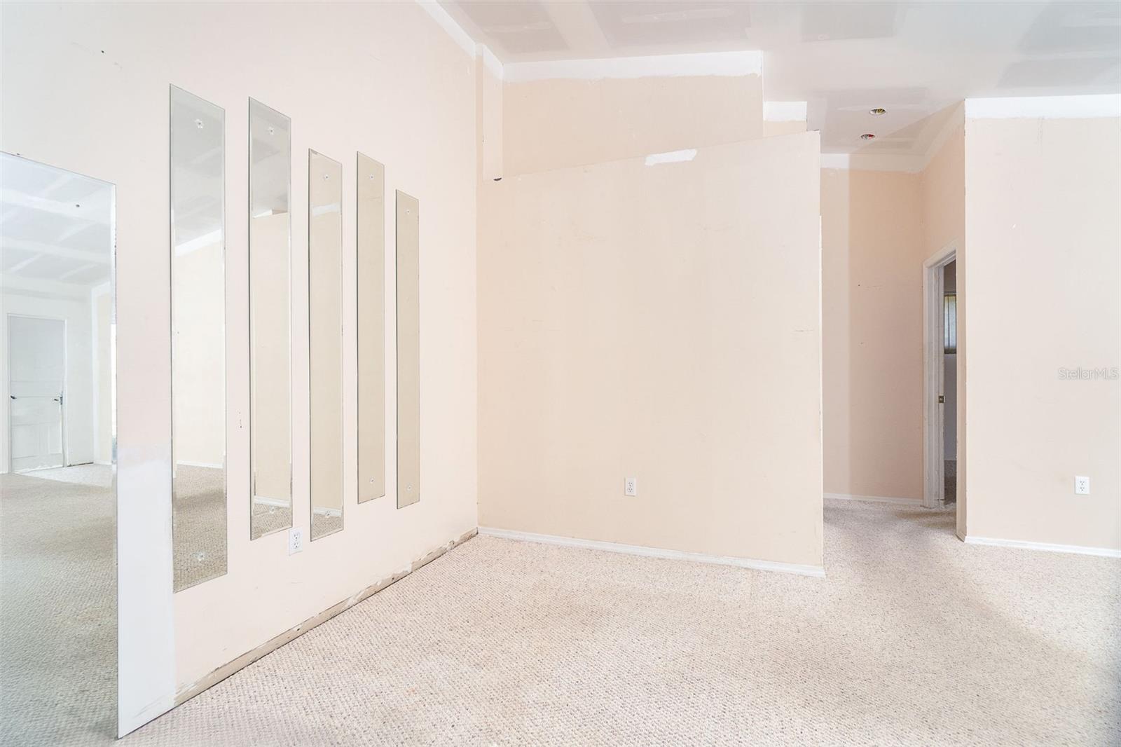 3300 LOVELAND BLVD #3501