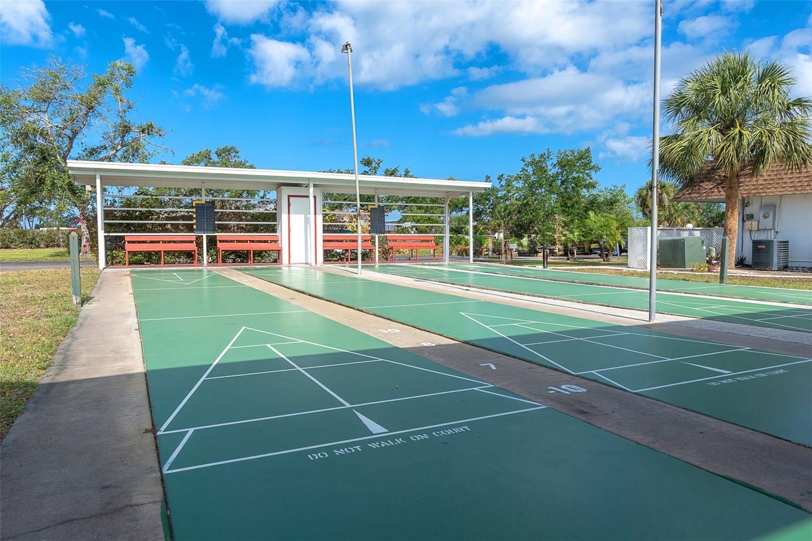 10 QUAILS RUN BLVD #12