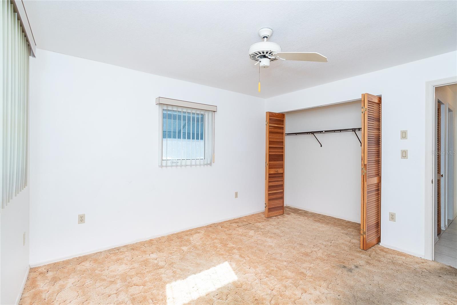 537 VERONA ST