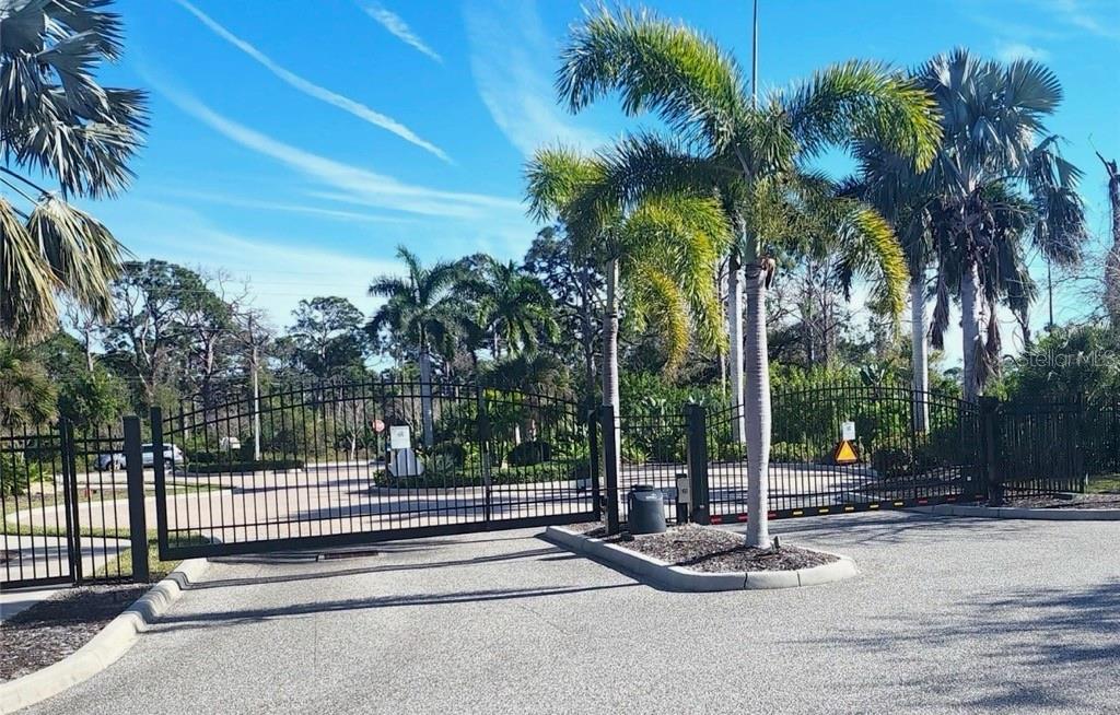 101 NATURES WAY #1204