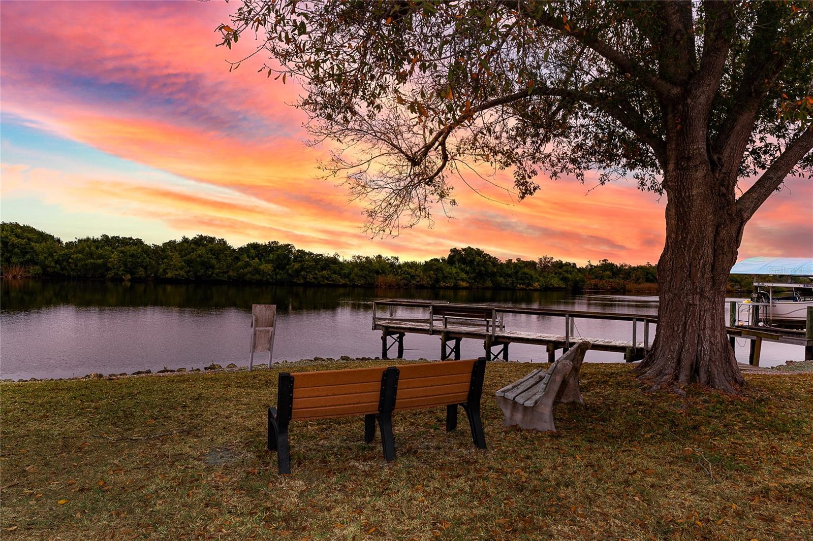 8320 RIVERSIDE DR #94