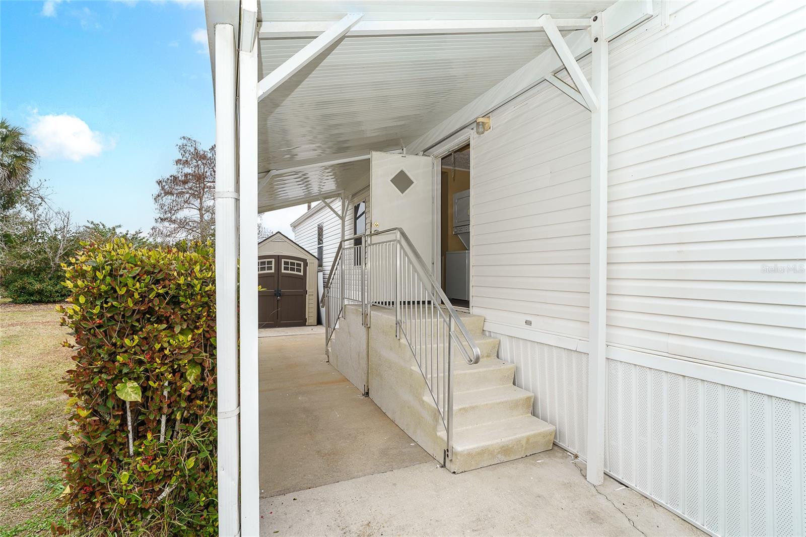 8320 RIVERSIDE DR #94