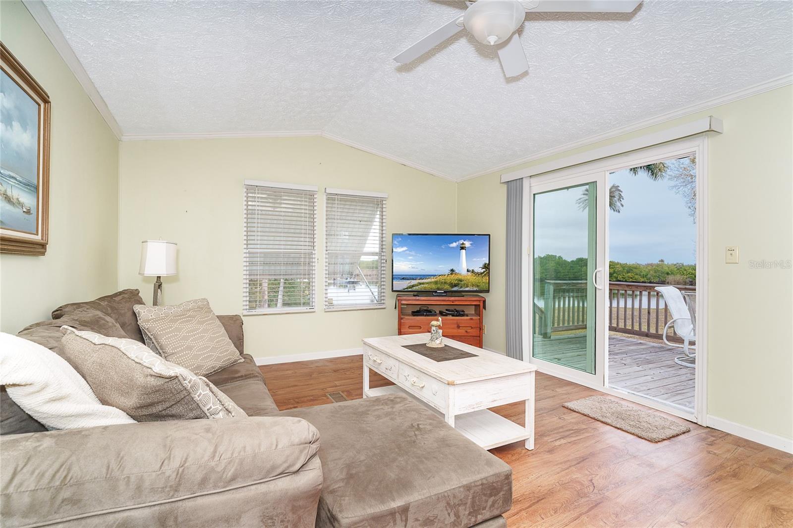 8320 RIVERSIDE DR #94