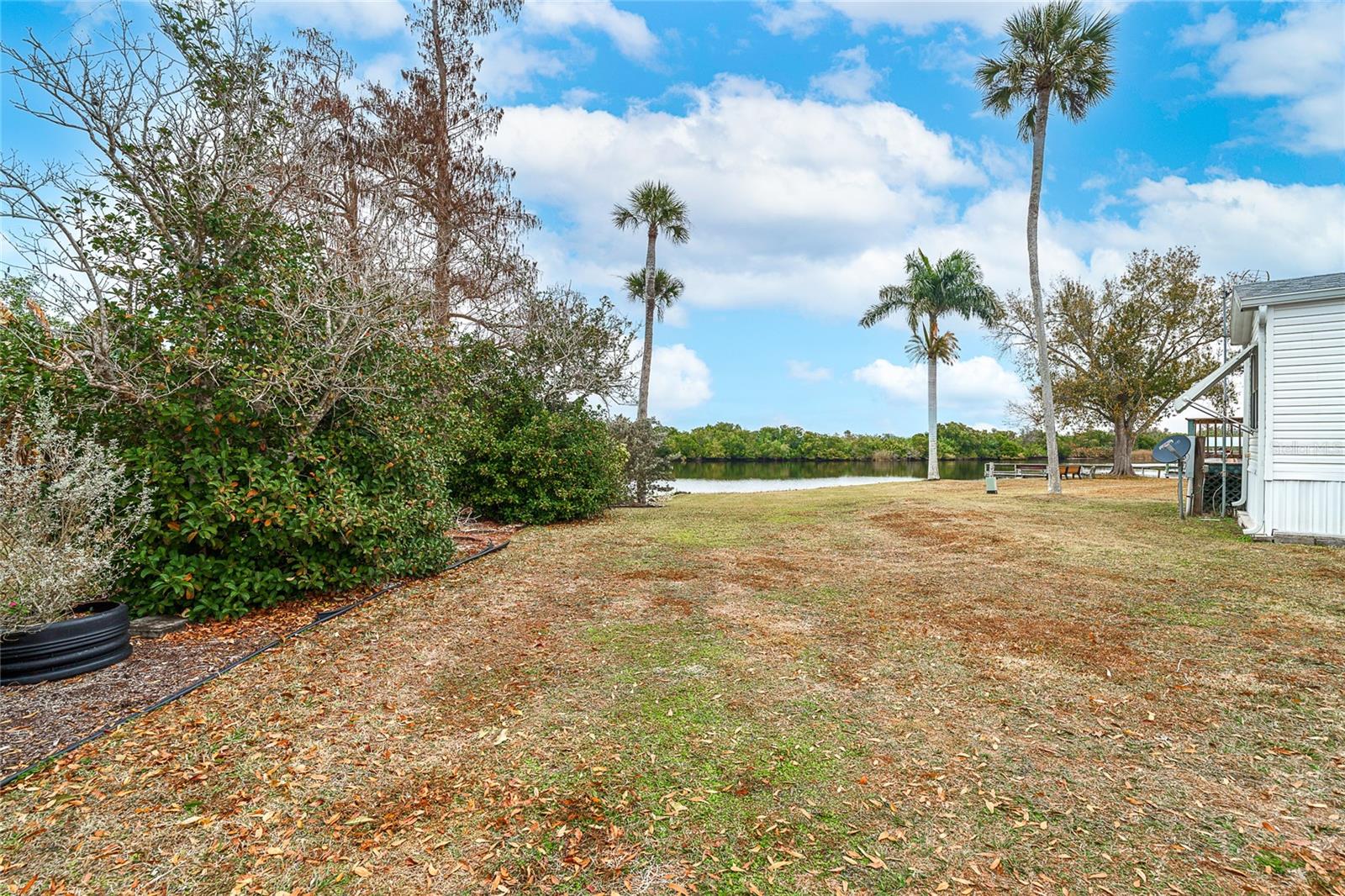 8320 RIVERSIDE DR #94