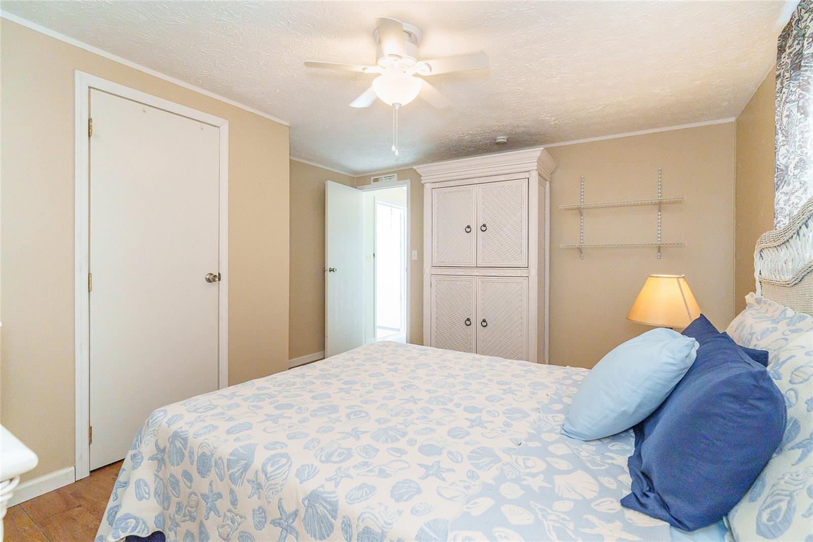 8320 RIVERSIDE DR #94