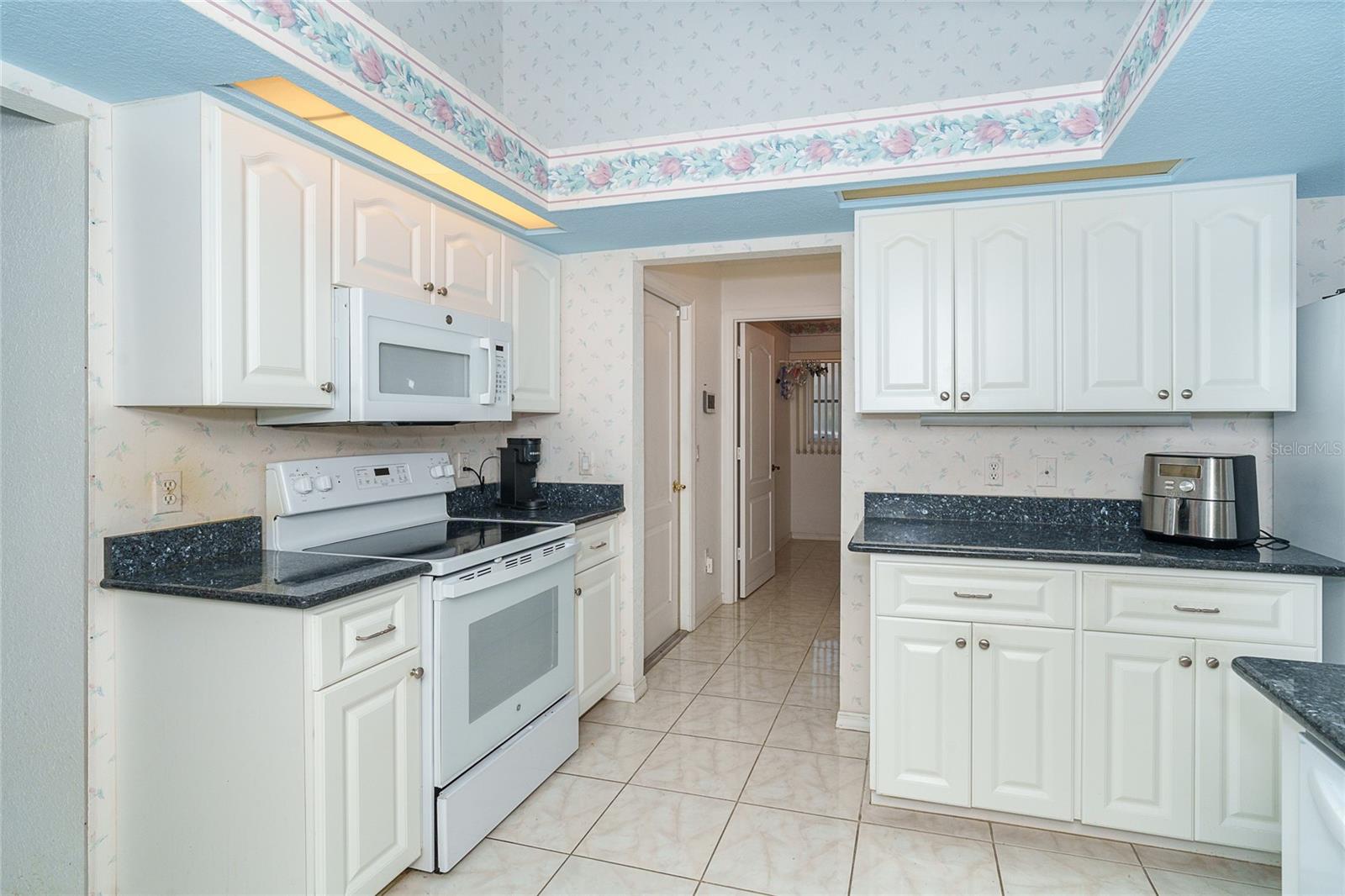 169 SPORTSMAN RD